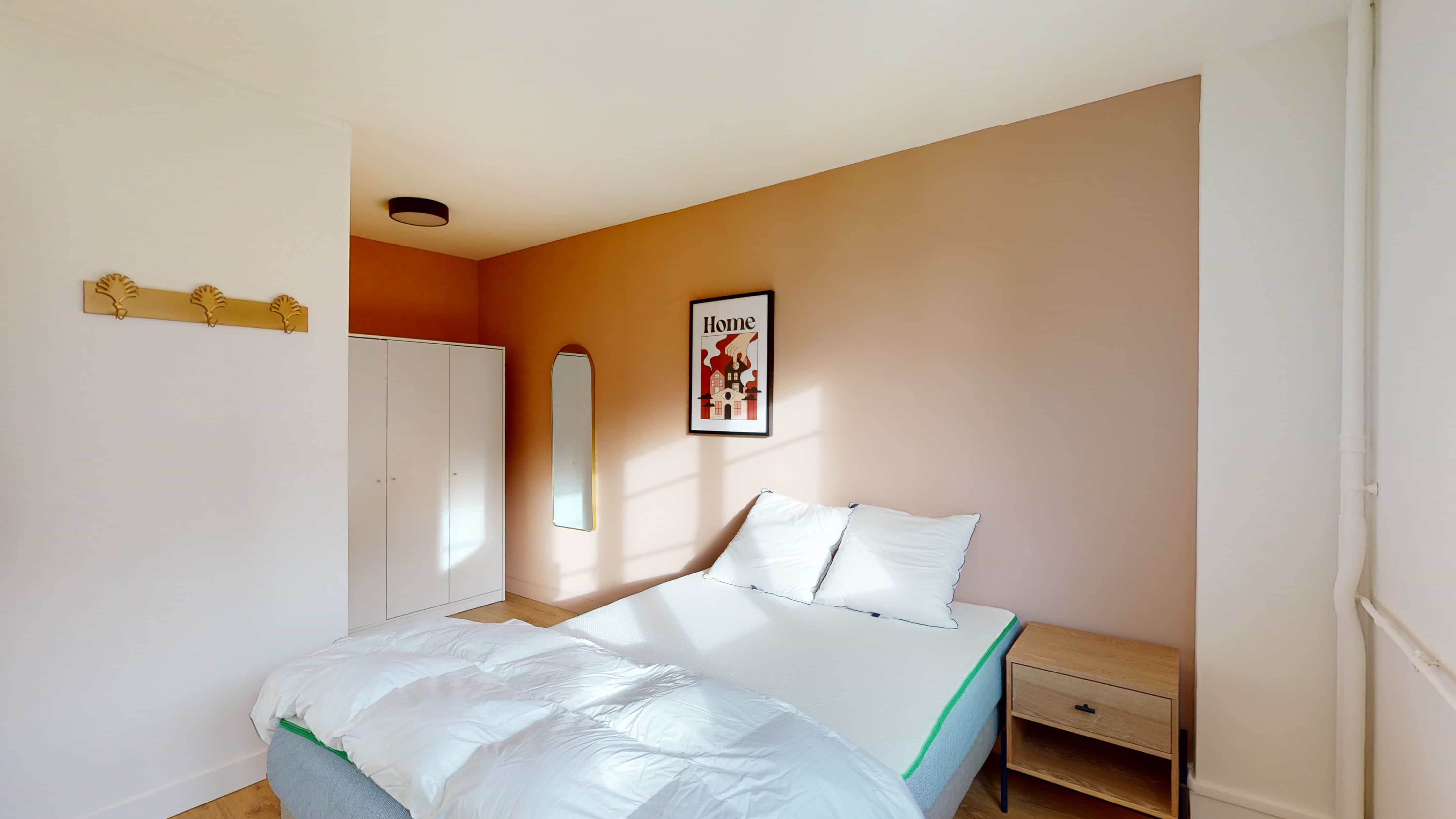  Room 4  -  Lille Hoover 3  - Gallery -  5