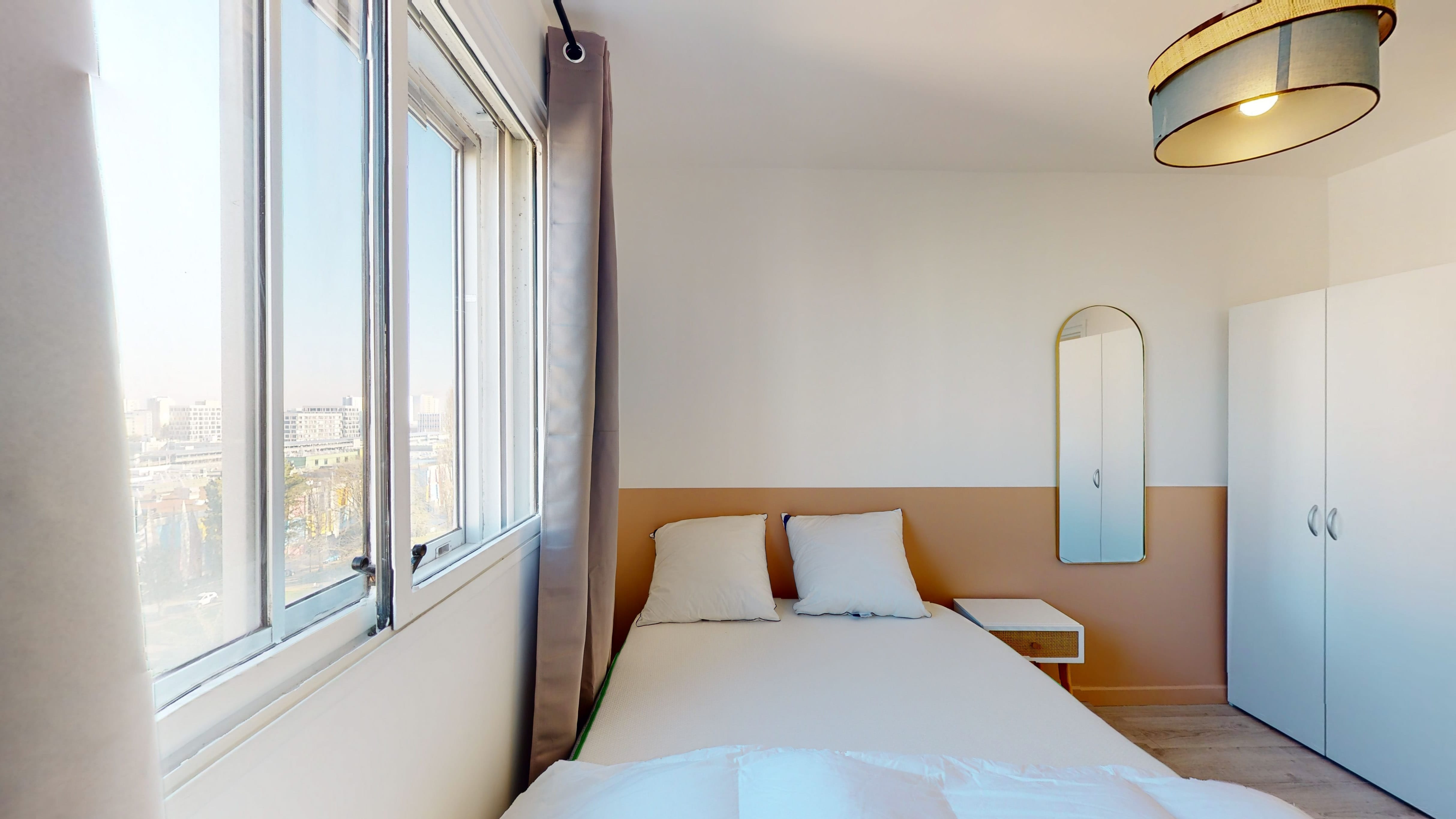  Room 4  -  Nantes Mandel 2  - Gallery -  2