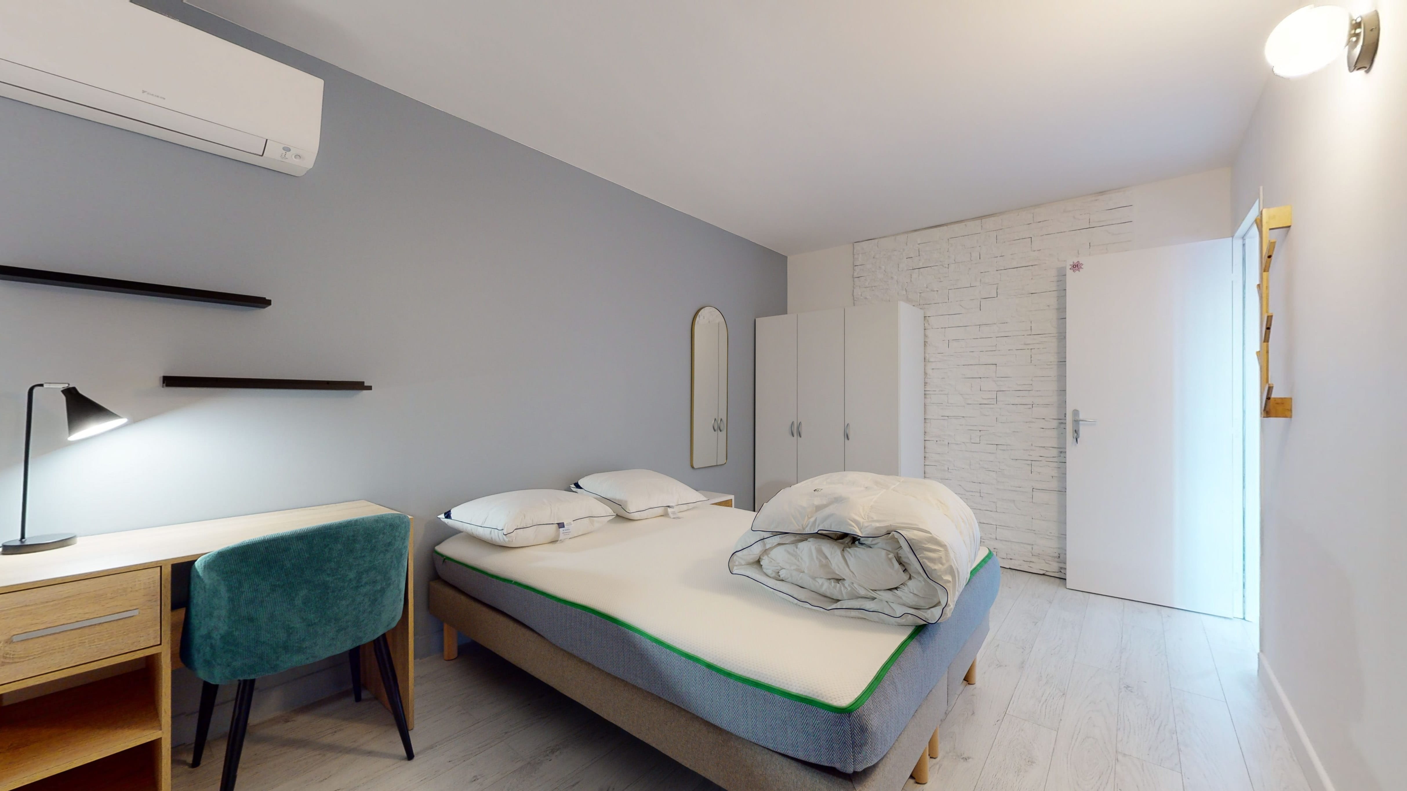 Room 1  -  Montpellier Camargue  - Gallery -  4
