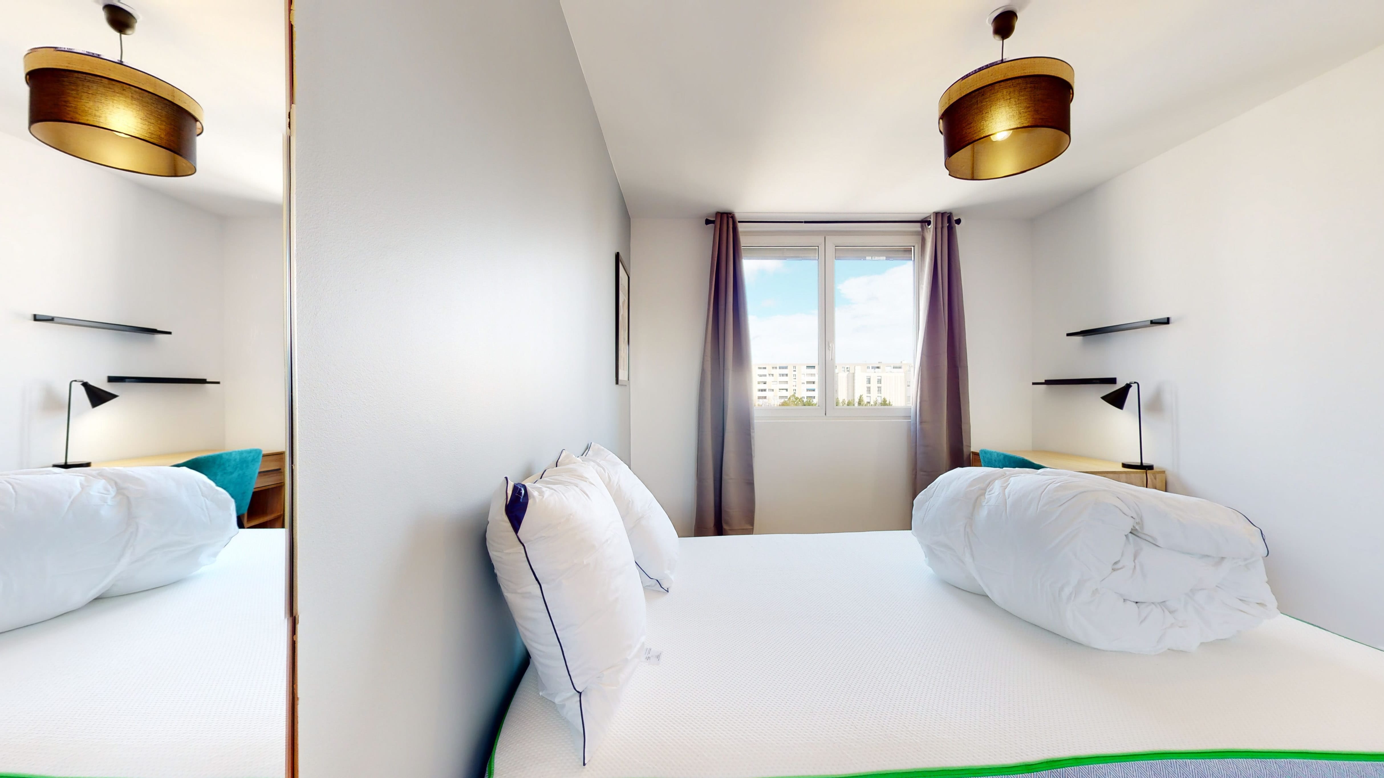  Room 2  -  Montpellier Camargue  - Gallery -  1