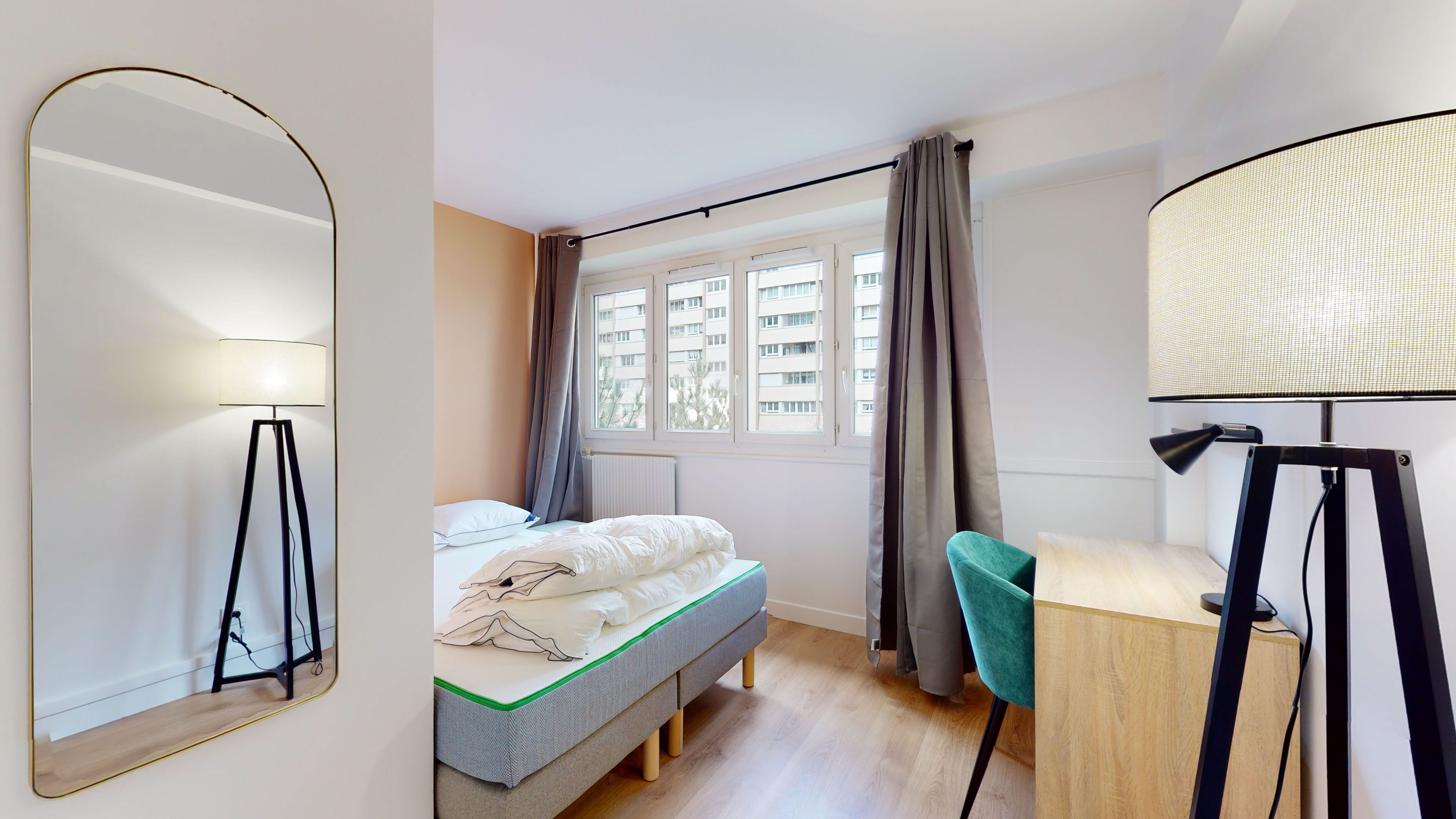 Room 2 - 2