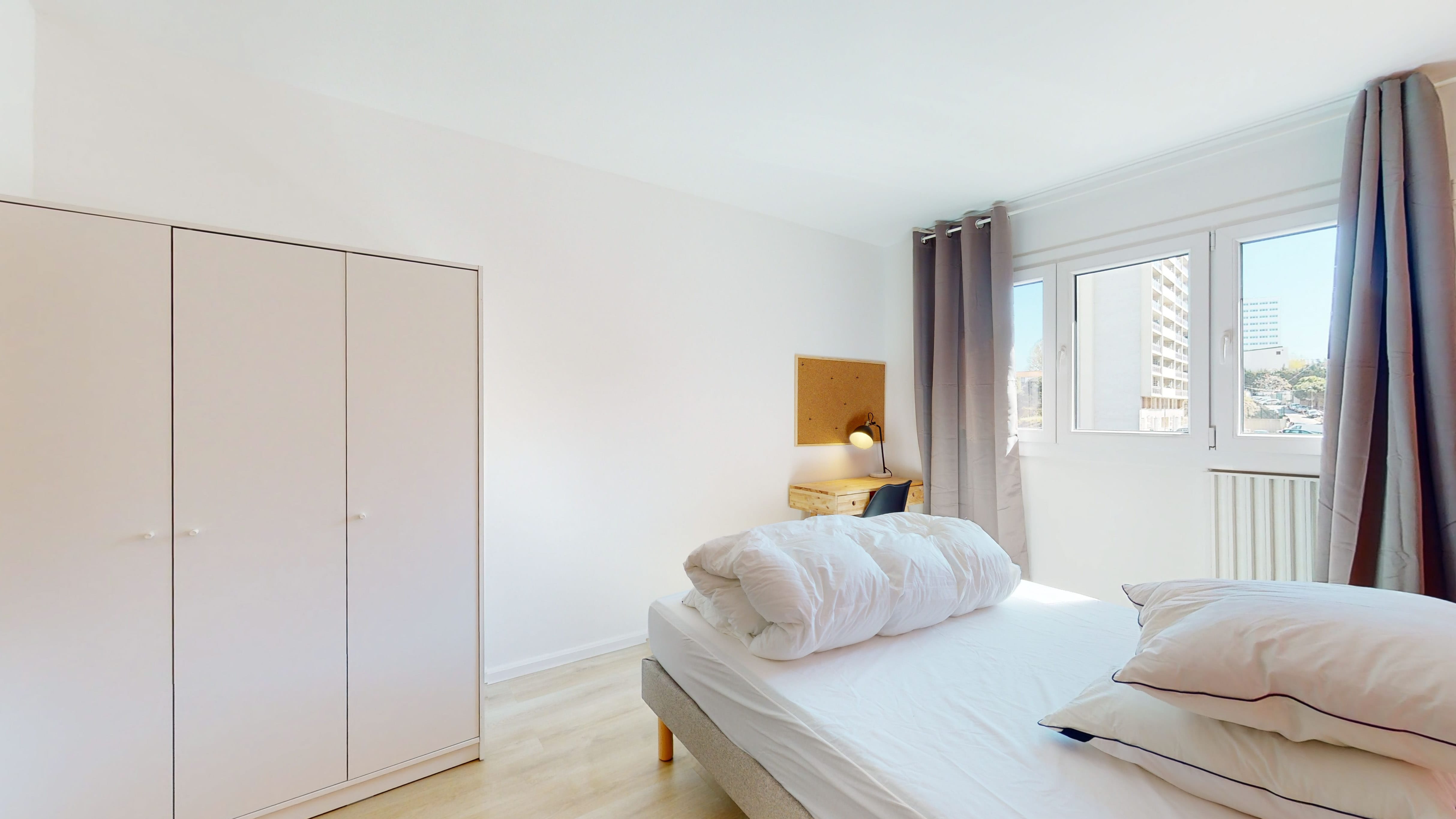 Room 2 - Marseille Strasbourg - Gallery - 2