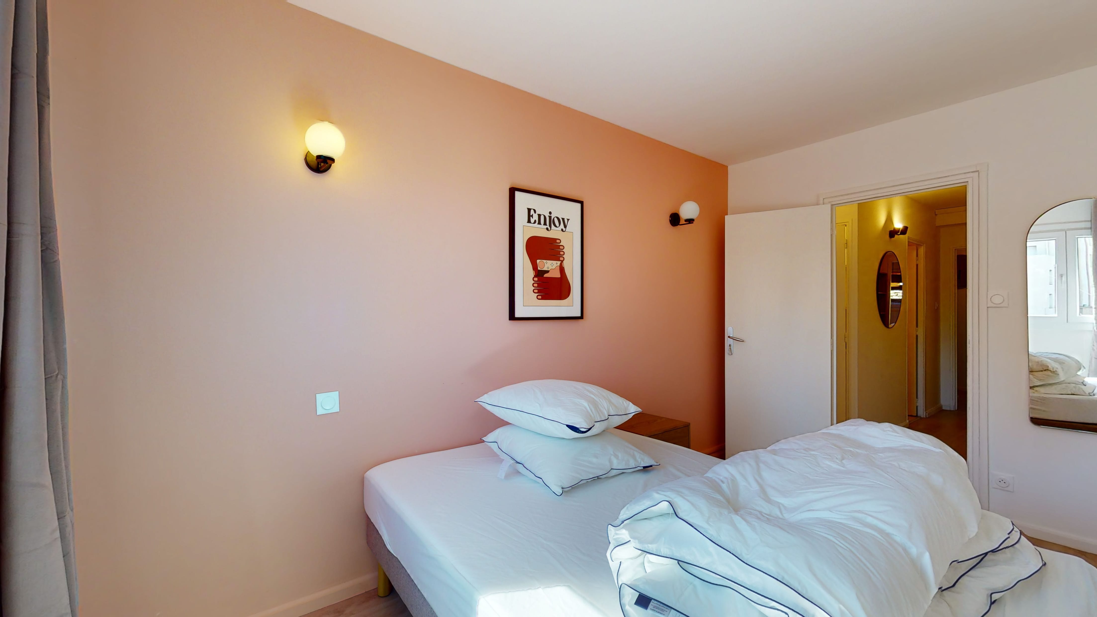  Room 2  -  Marseille Strasbourg  - Gallery -  5