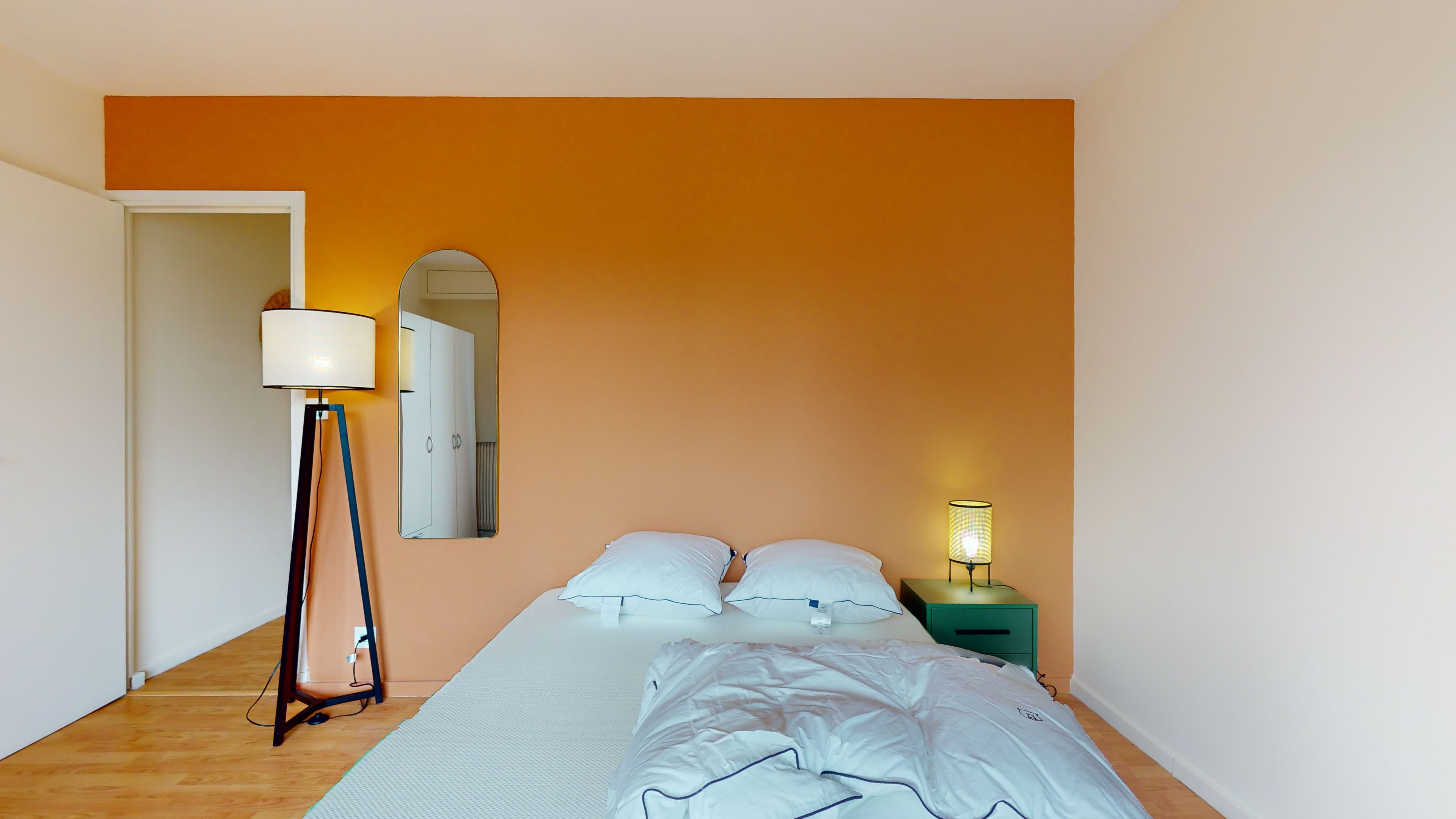  Room 3  -  Montpellier Flahault  - Gallery -  6