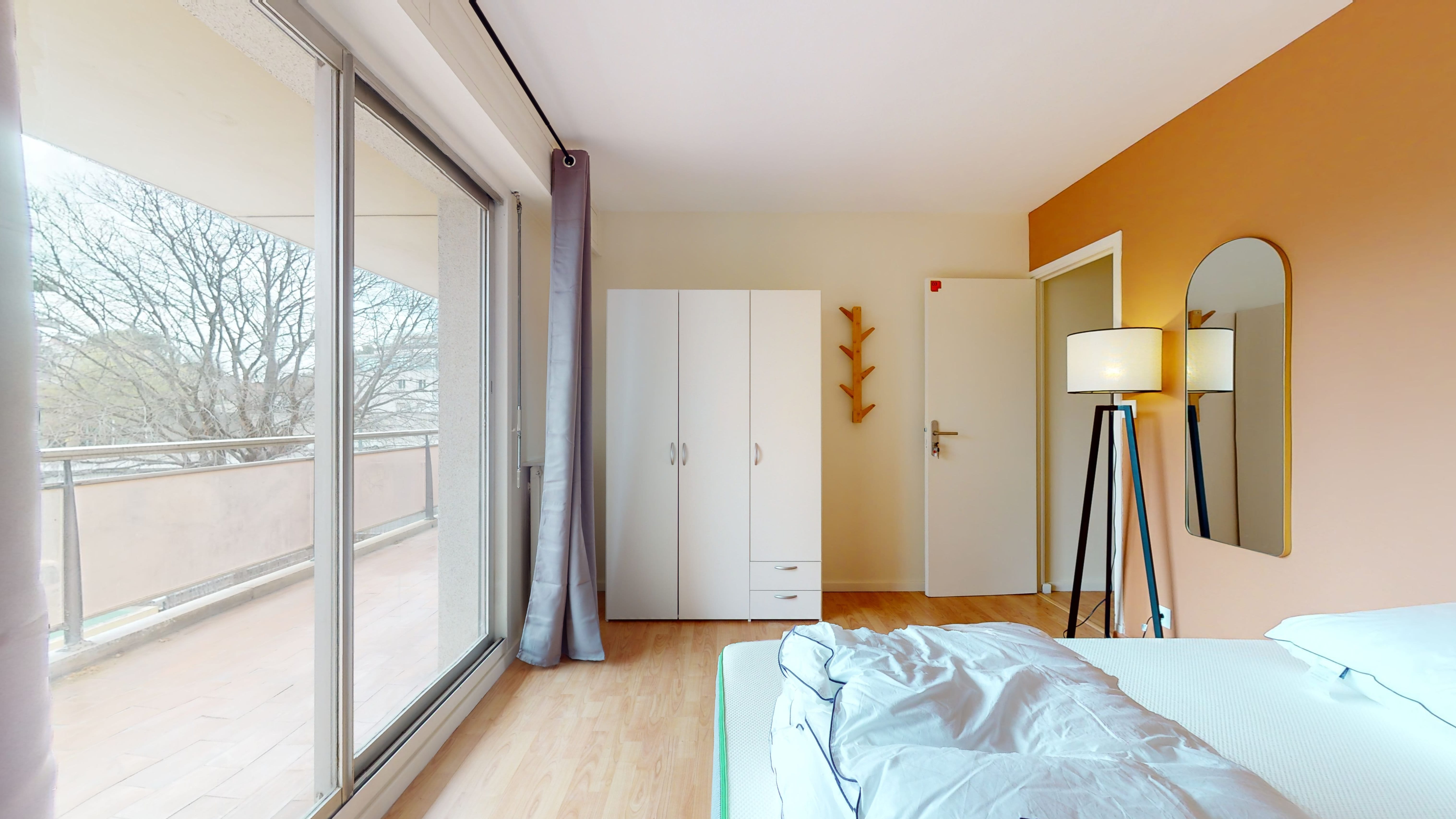  Room 3  -  Montpellier Flahault  - Gallery -  1
