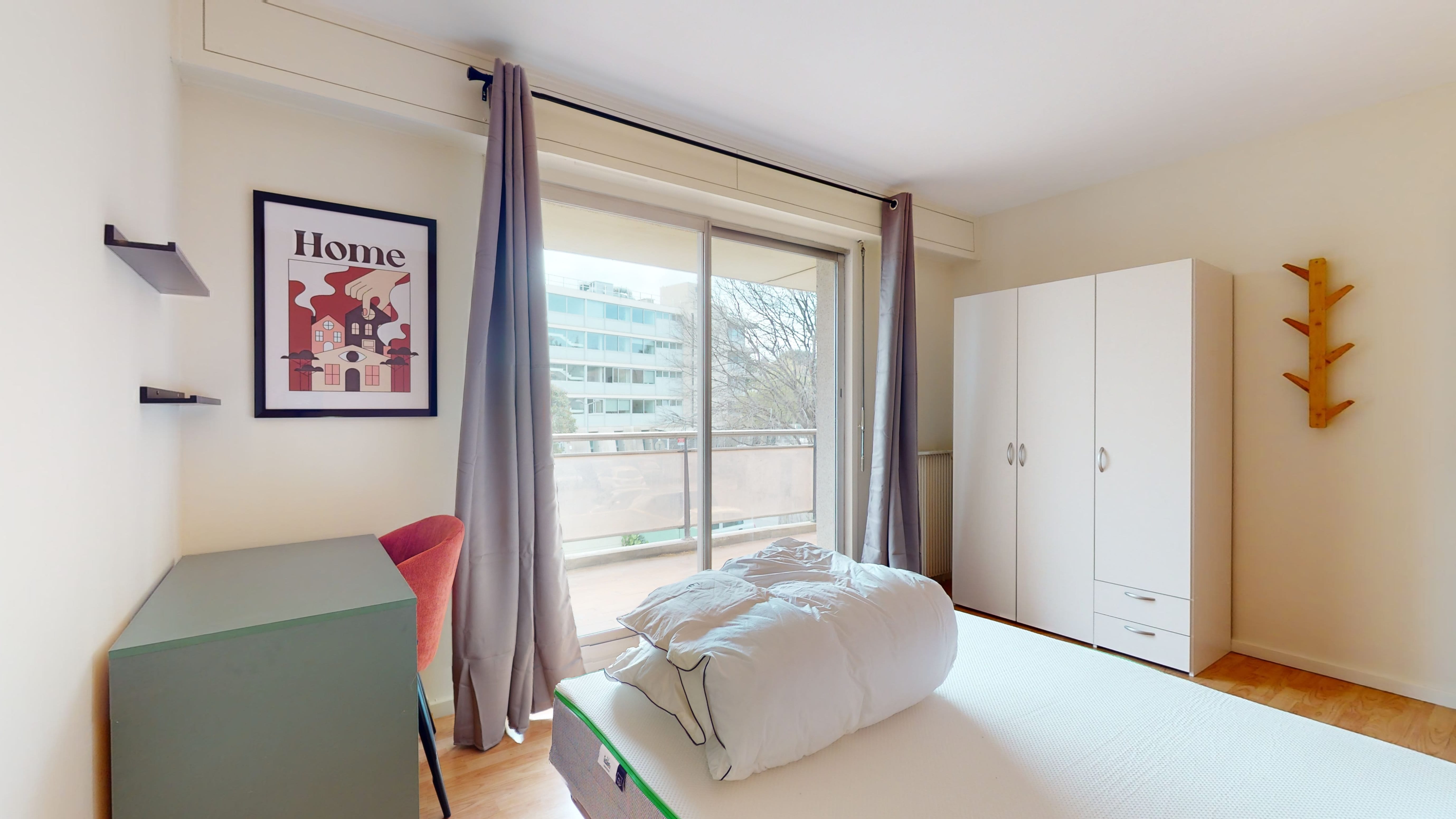  Room 3  -  Montpellier Flahault  - Gallery -  4