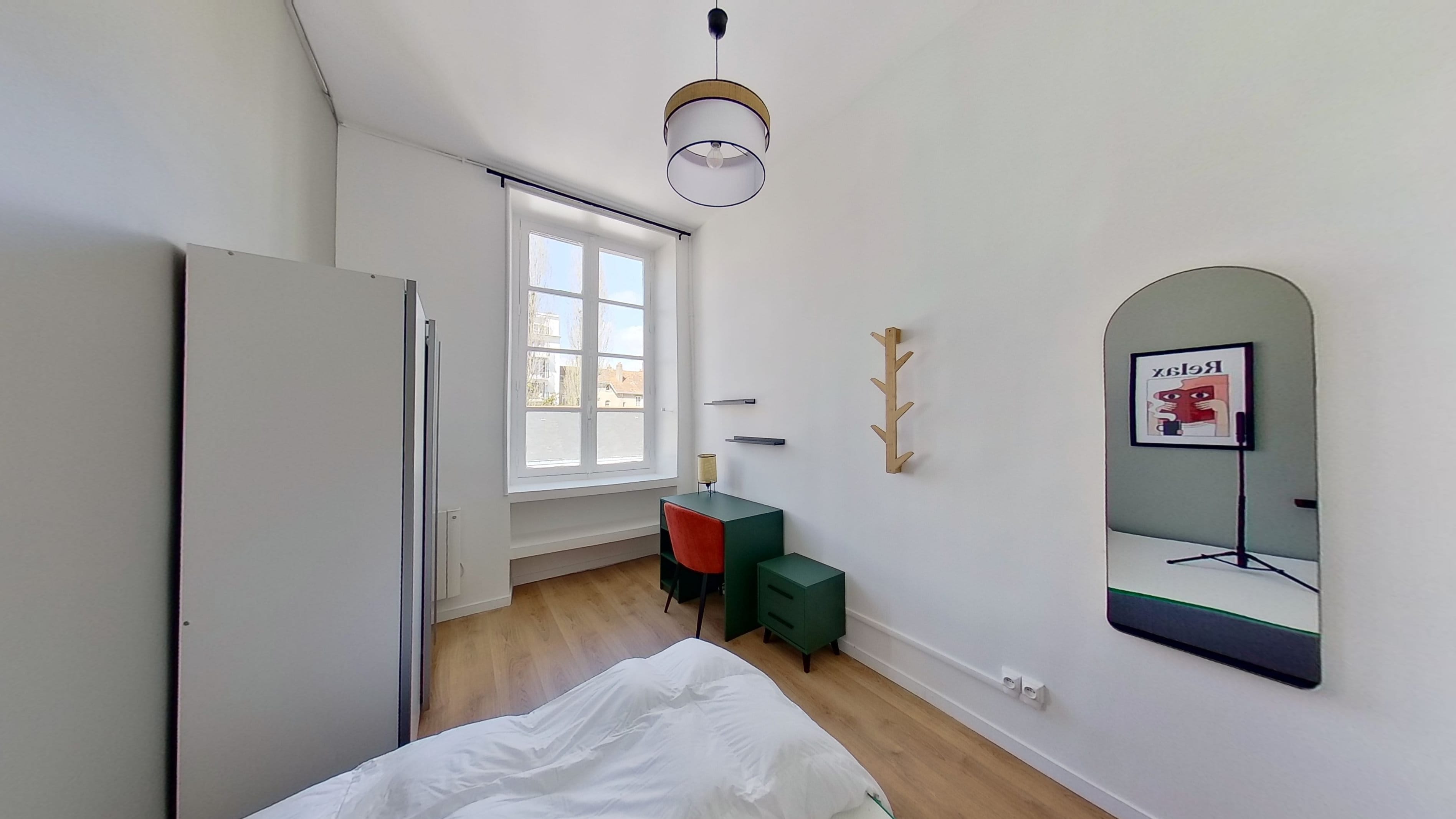 Room 6 - Nantes Alger - Gallery - 2