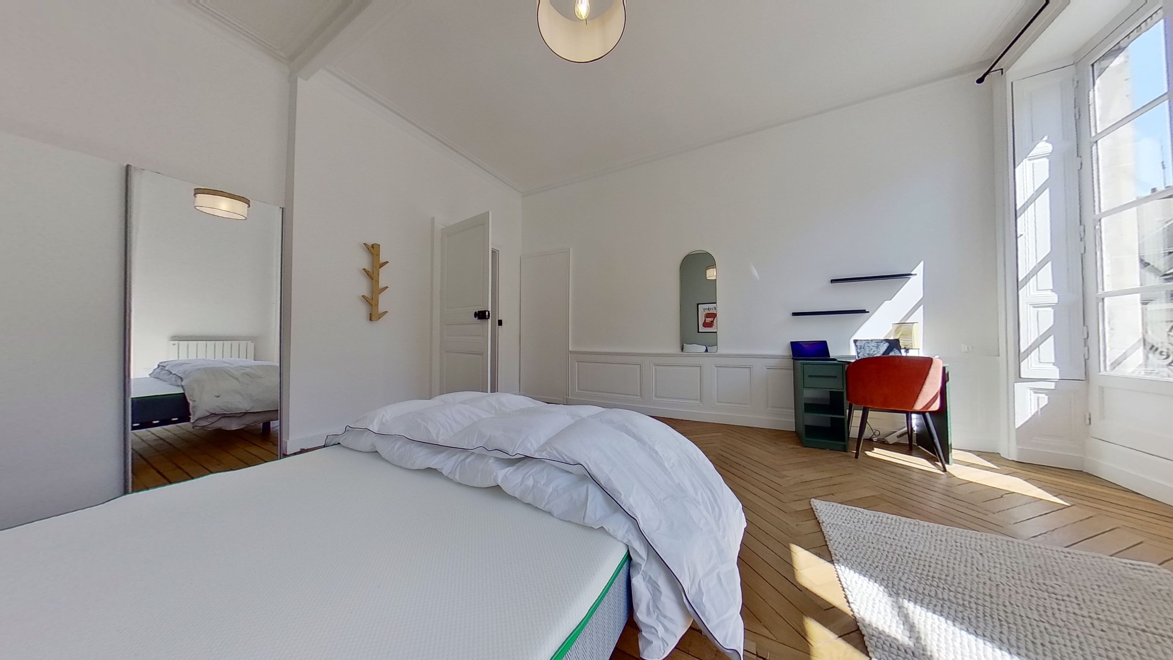 Room 4 - Nantes Alger - Gallery - 1