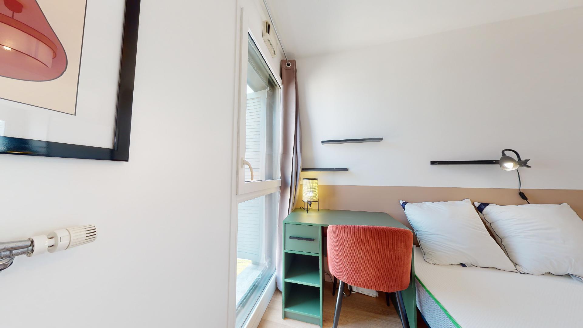 Room 2 - 1