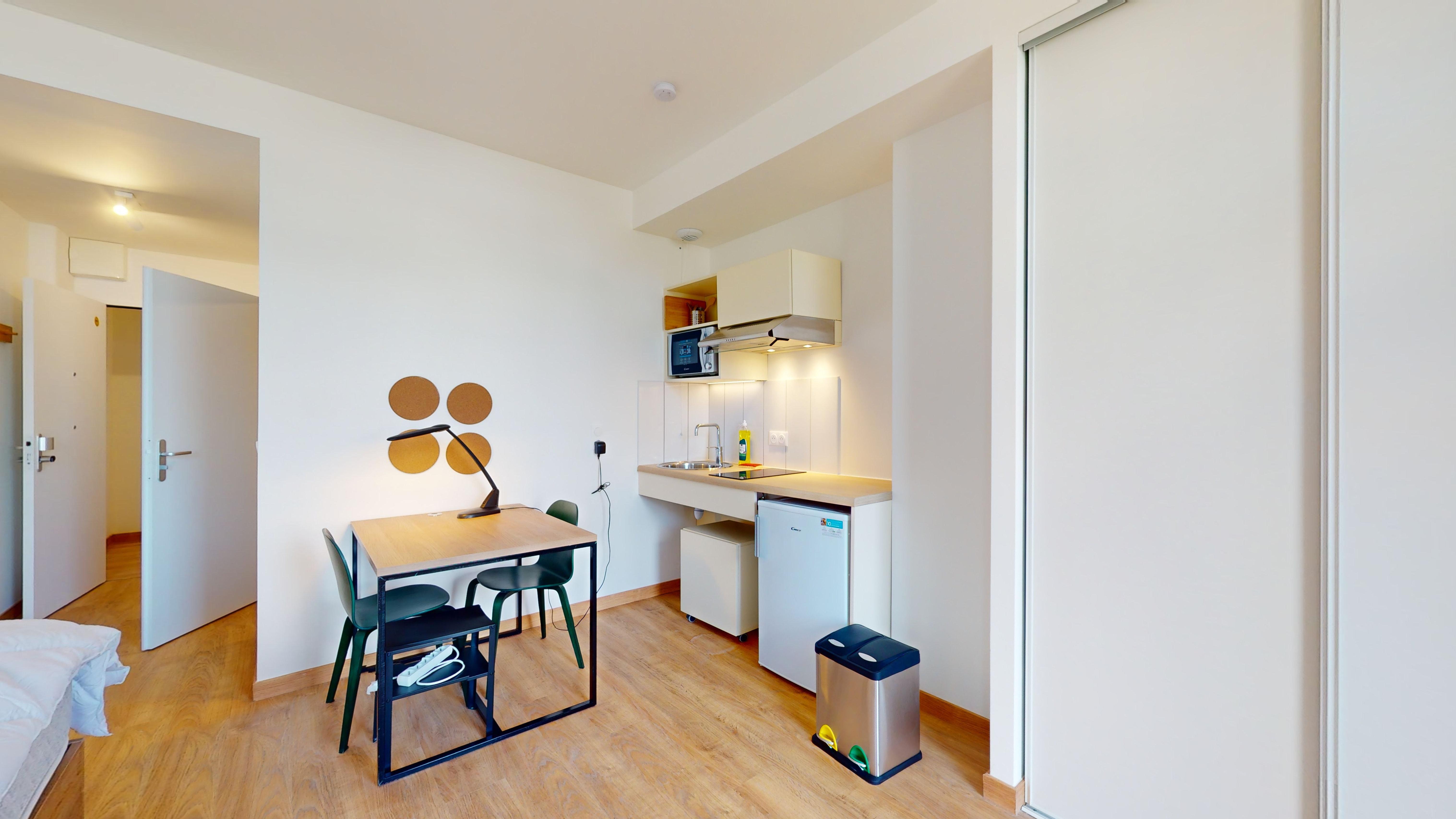 Studio For Two People - 8 - 5