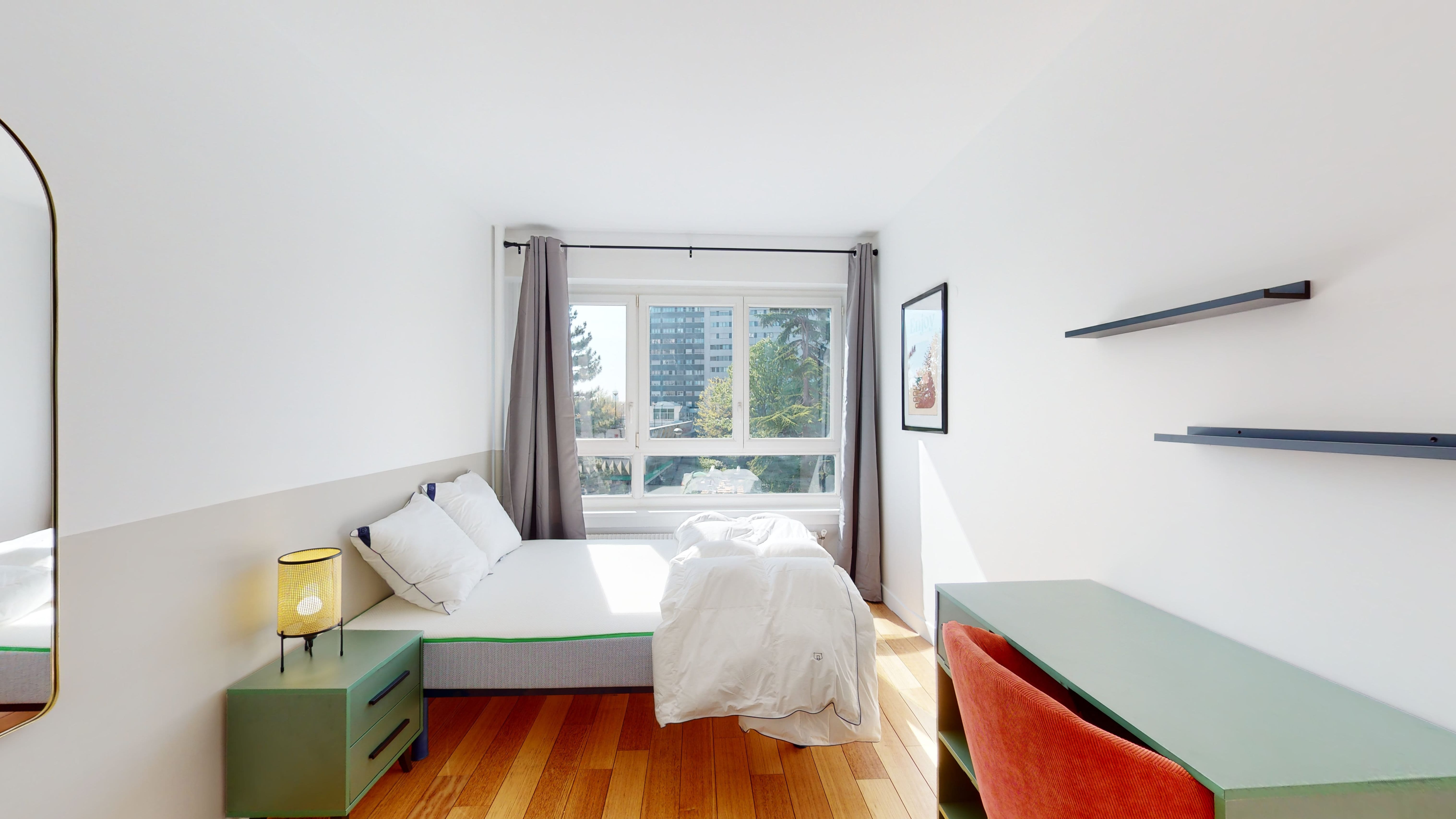  Room 1  -  Courbevoie Baudin  - Gallery -  1