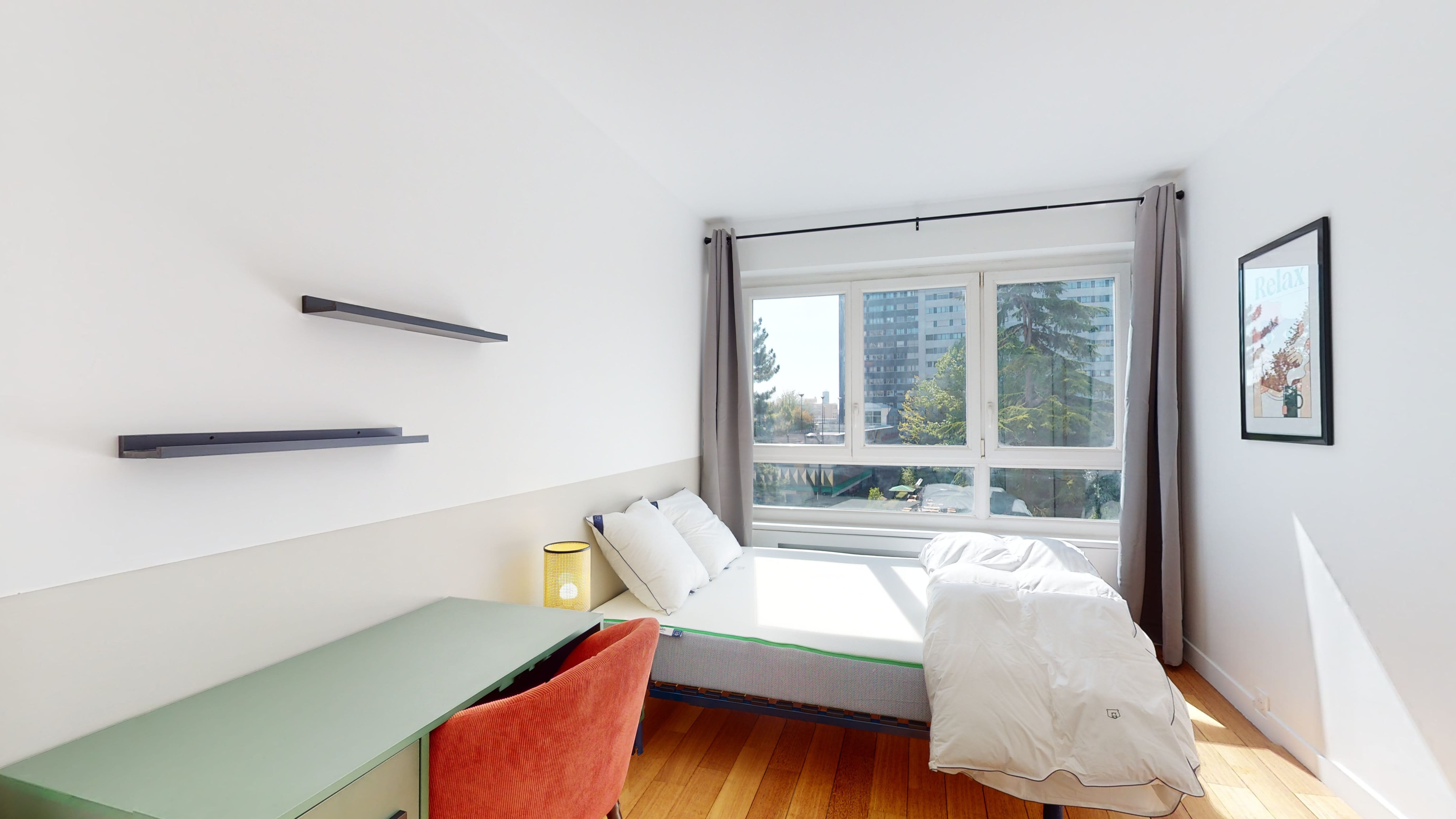  Room 2  -  Courbevoie Baudin  - Gallery -  1