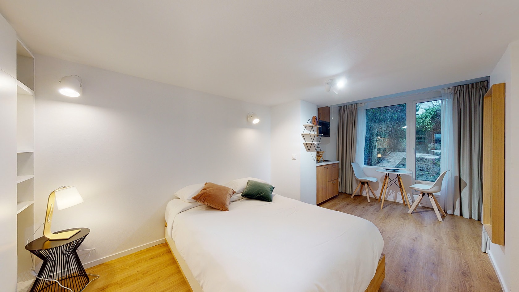  Studio For One Person - 2  -  Moulin  - Gallery -  1
