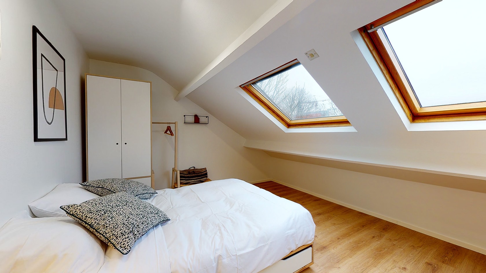  Room For One Person -  11  -  Moulin  - Gallery -  1