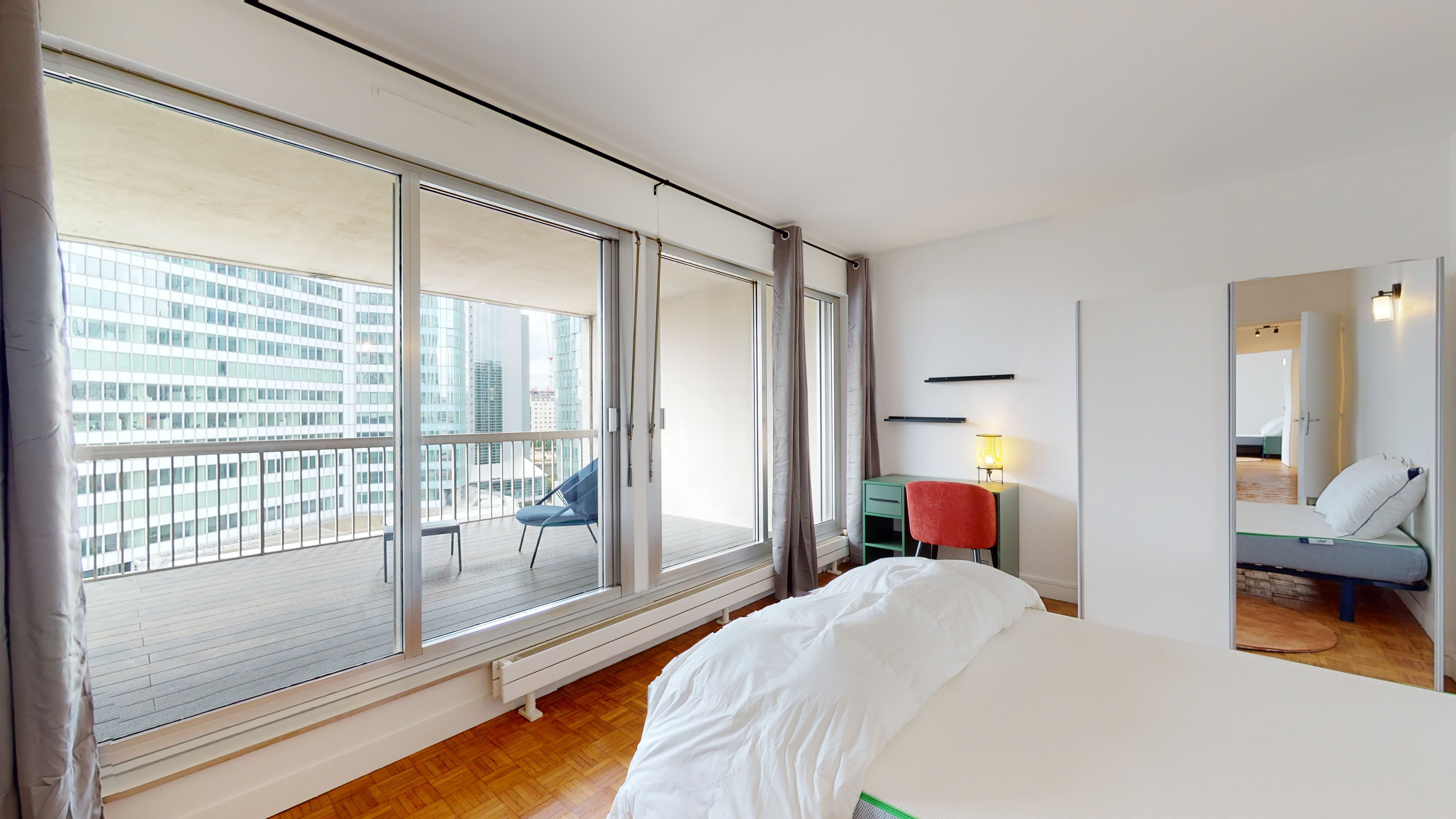 Room 4 - Courbevoie Saisons - Gallery - 2