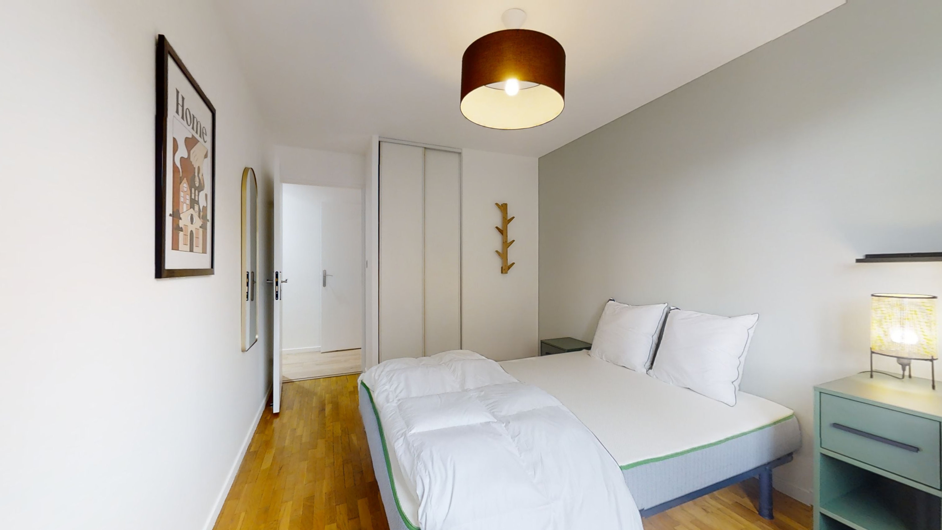 Room 1 - 1