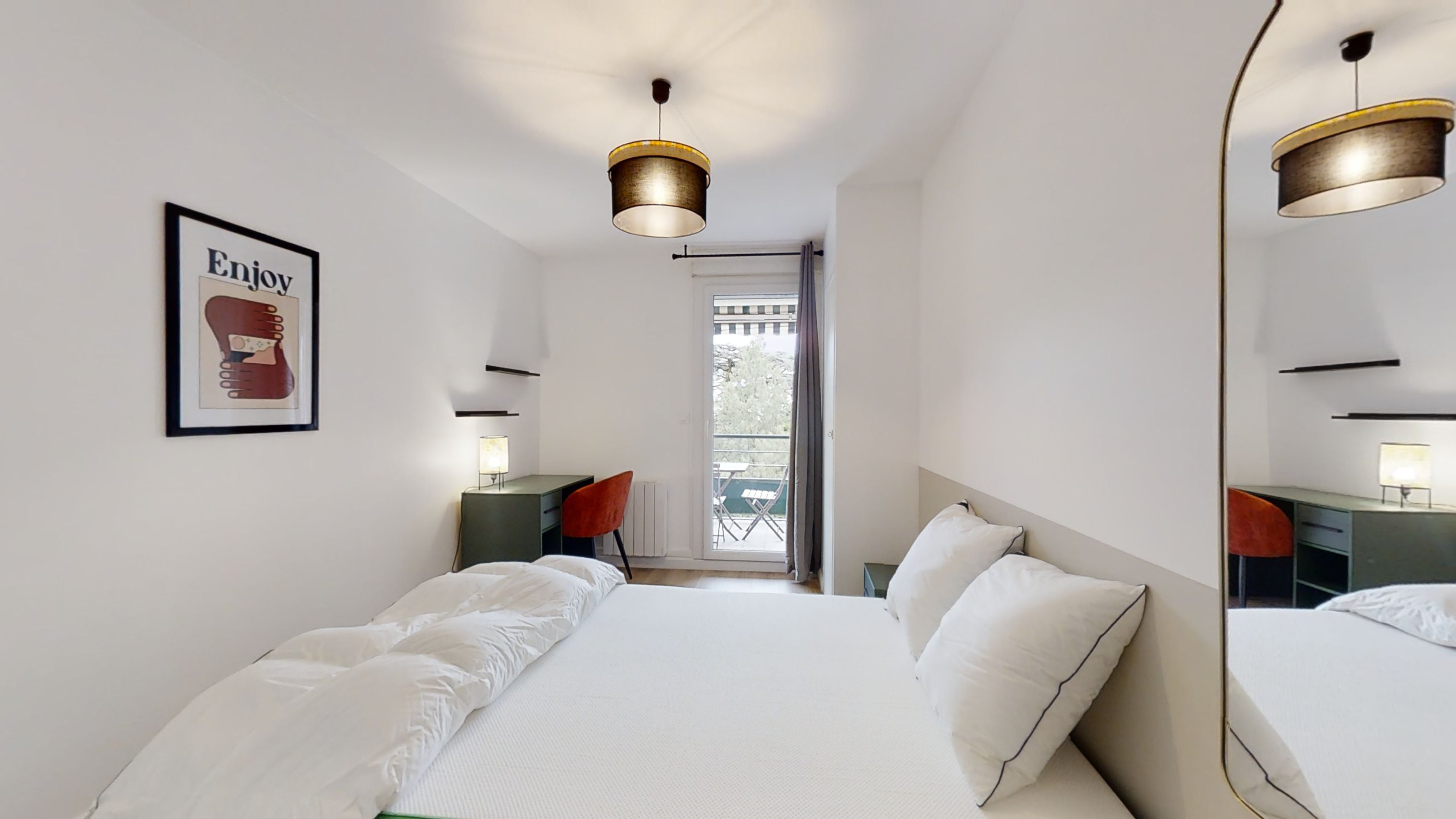  Room 5  -  Villeurbanne Réguillon  - Gallery -  1