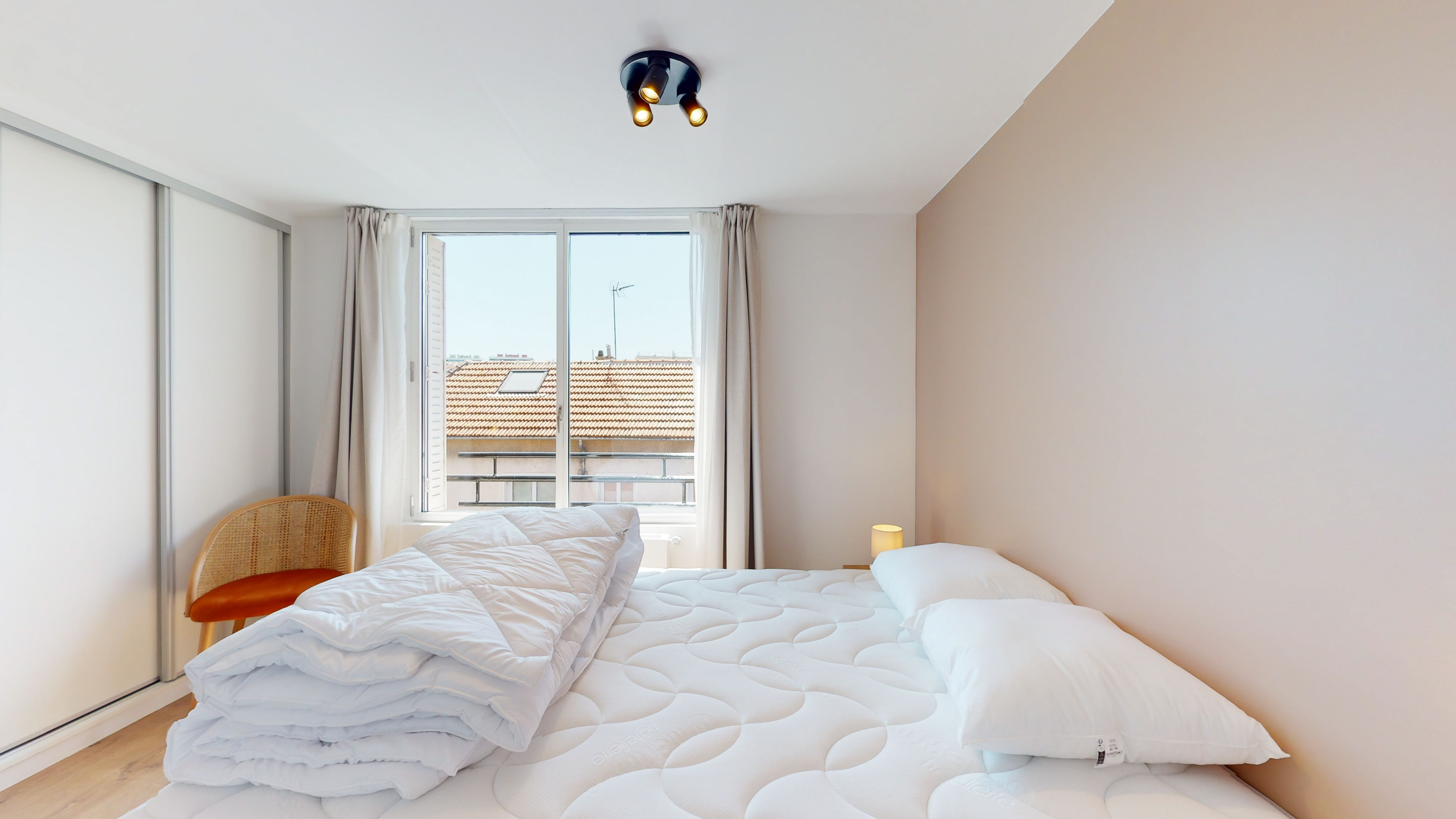  Room For One Person - 6  -  Atwood  - Gallery -  3