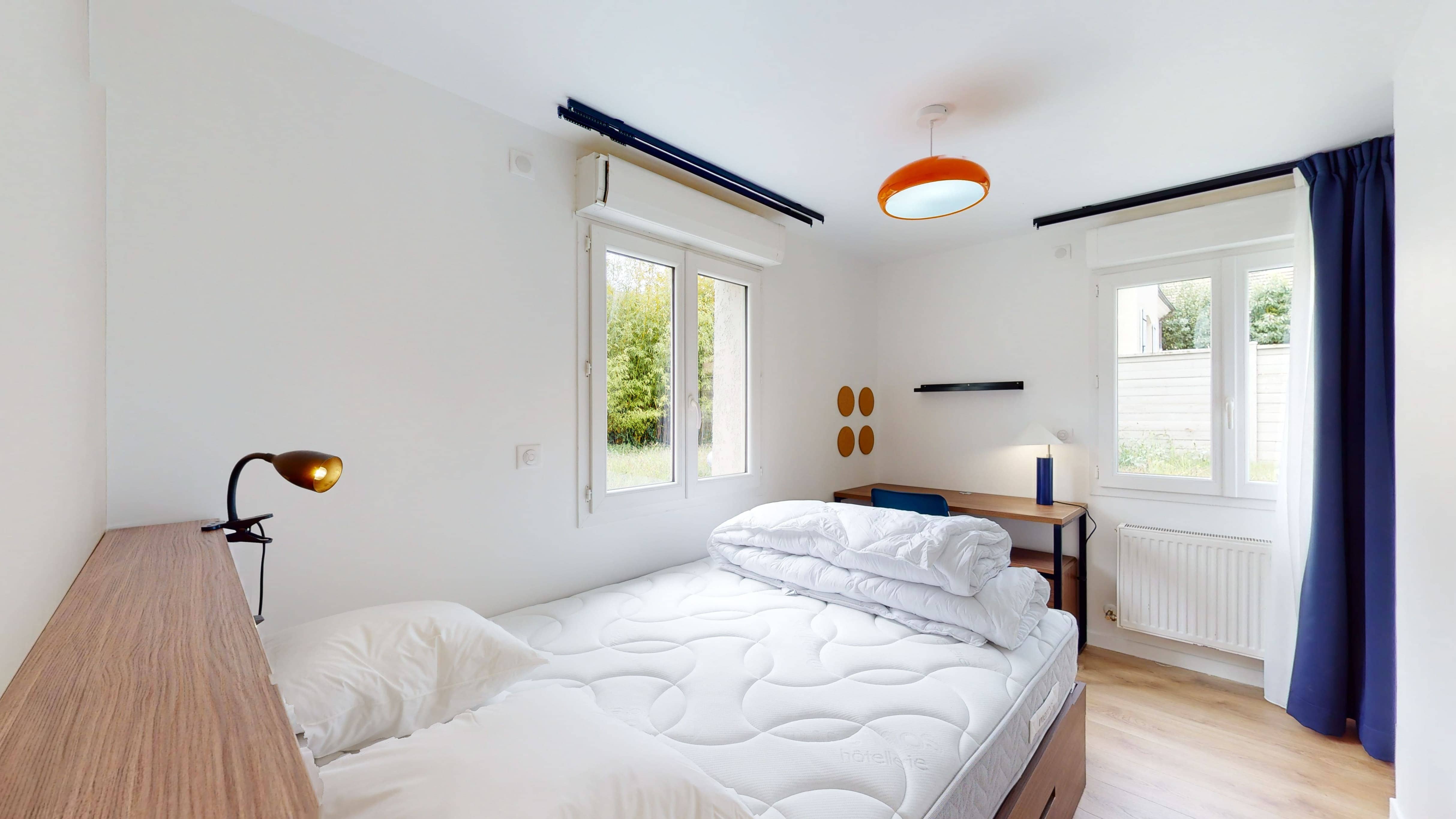  Room For One Person - 3  -  Whitney  - Gallery -  6
