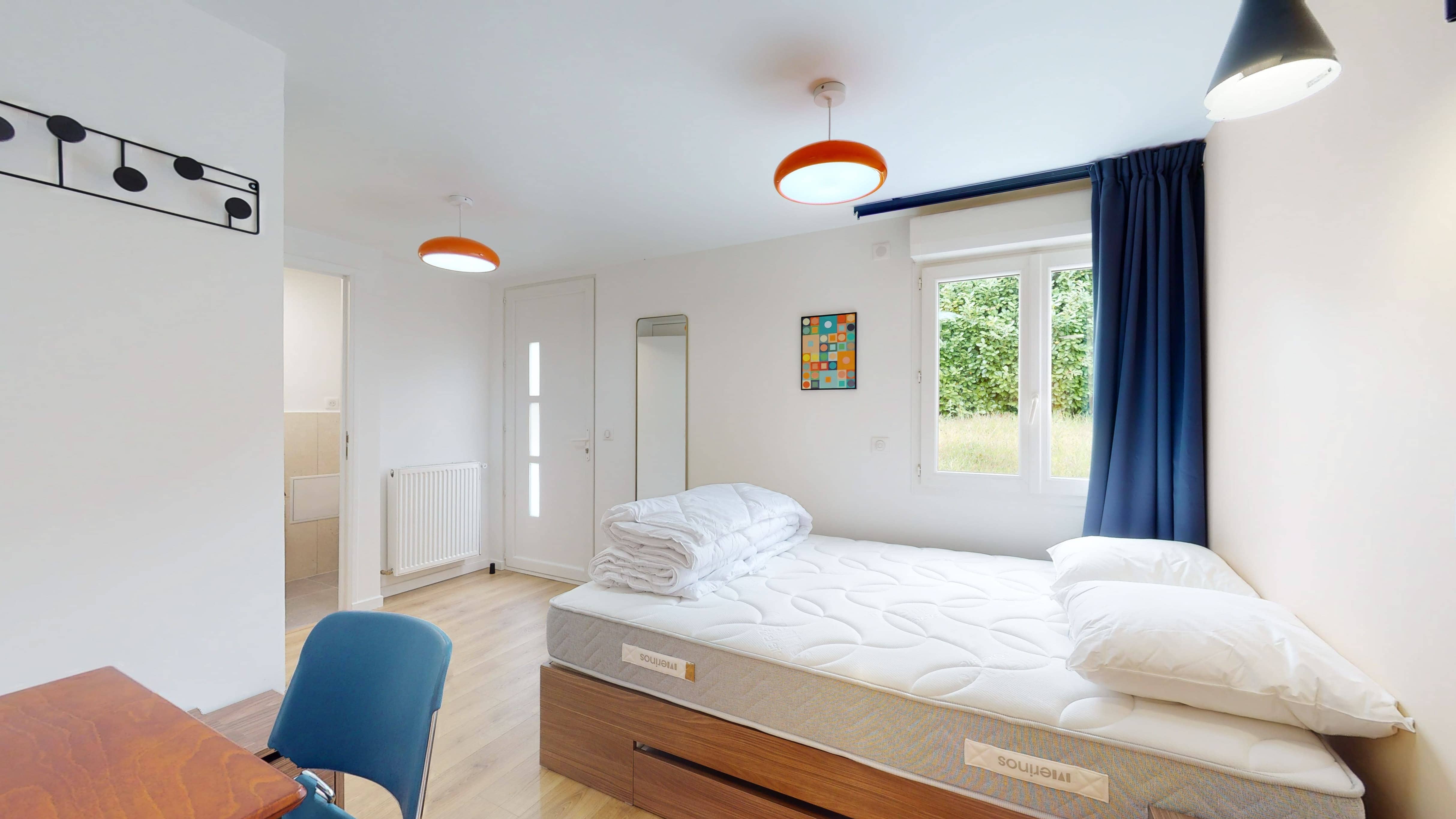  Room For One Person - 4  -  Whitney  - Gallery -  1