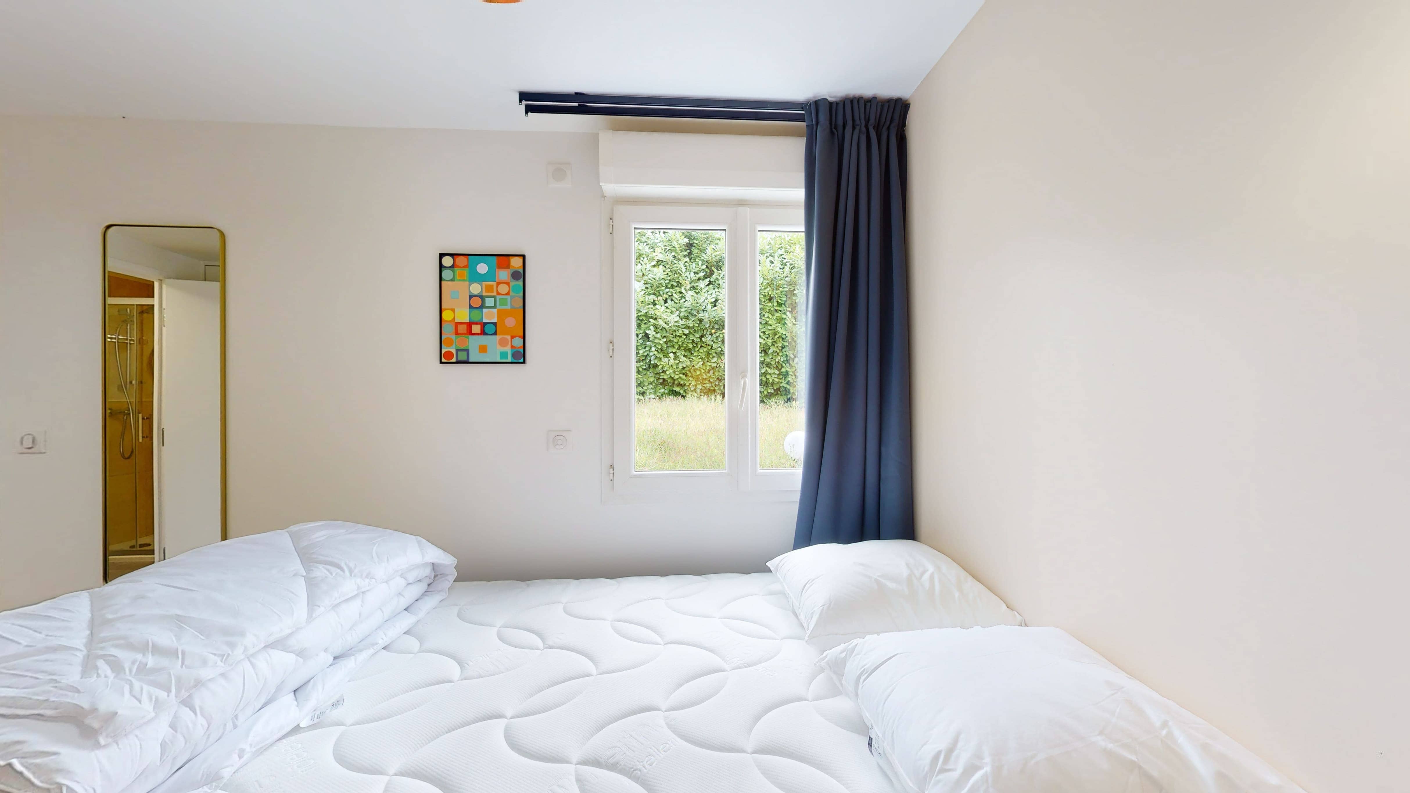  Room For One Person - 4  -  Whitney  - Gallery -  6