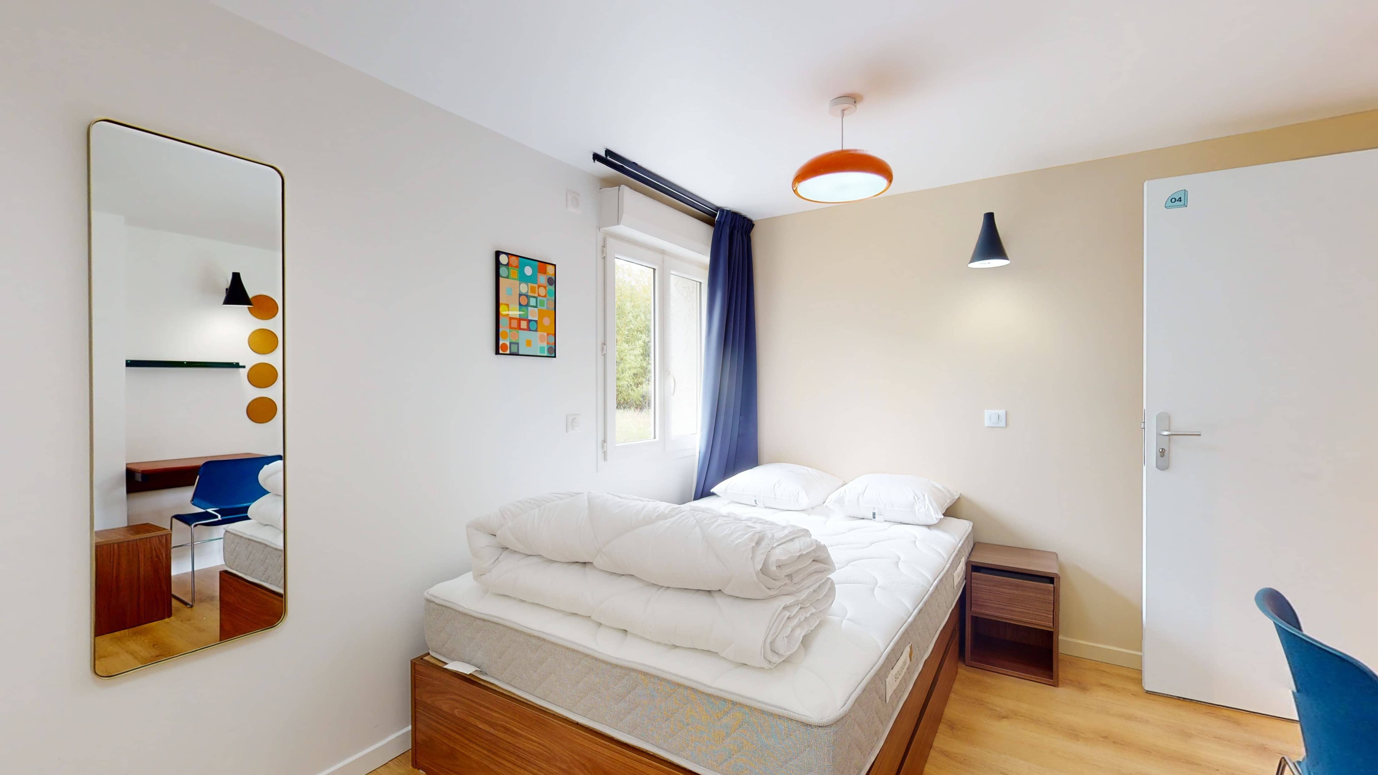  Room For One Person - 4  -  Whitney  - Gallery -  3