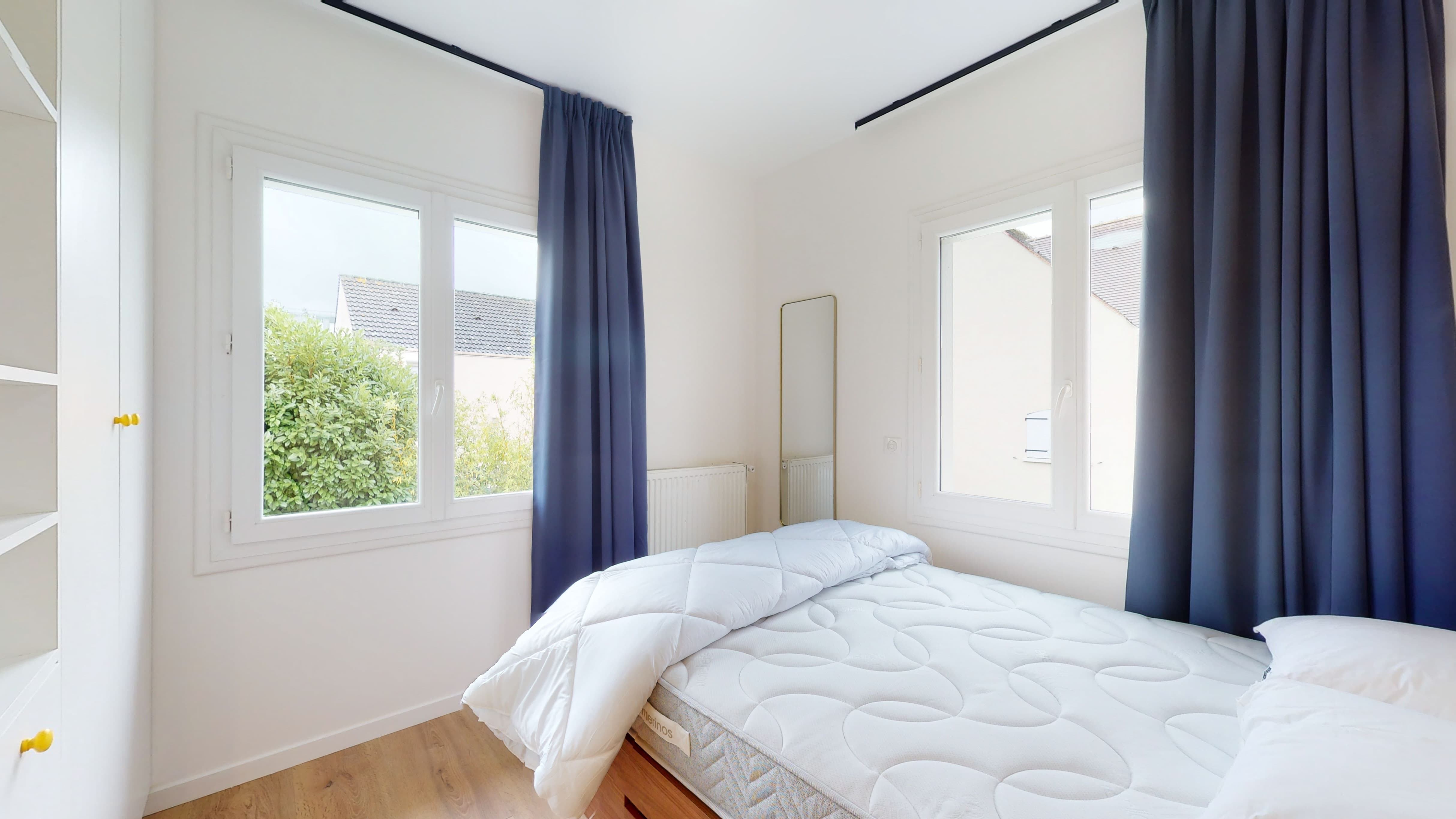  Room For One Person - 8  -  Whitney  - Gallery -  2
