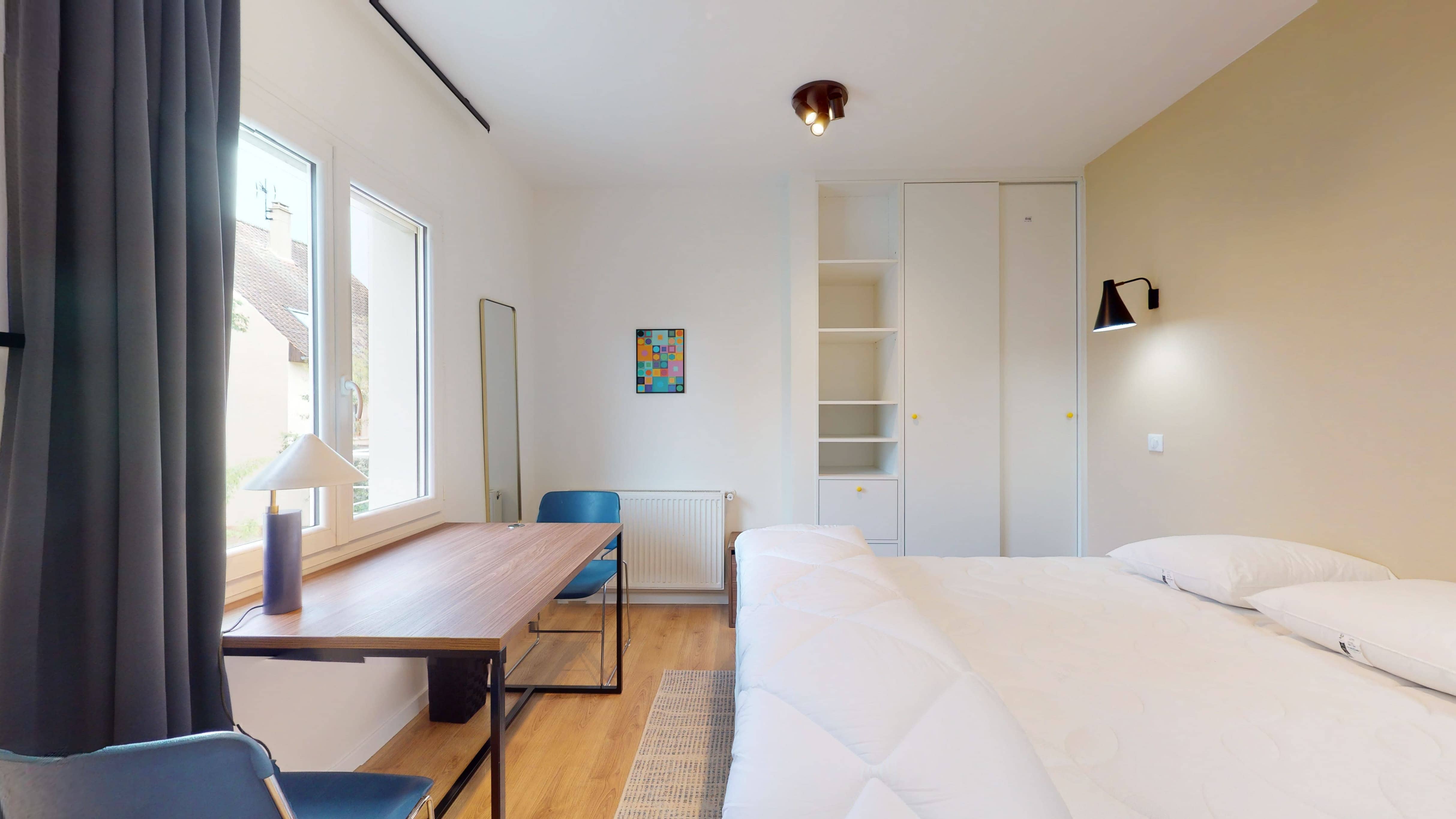  Room For One Person - 9  -  Whitney  - Gallery -  6