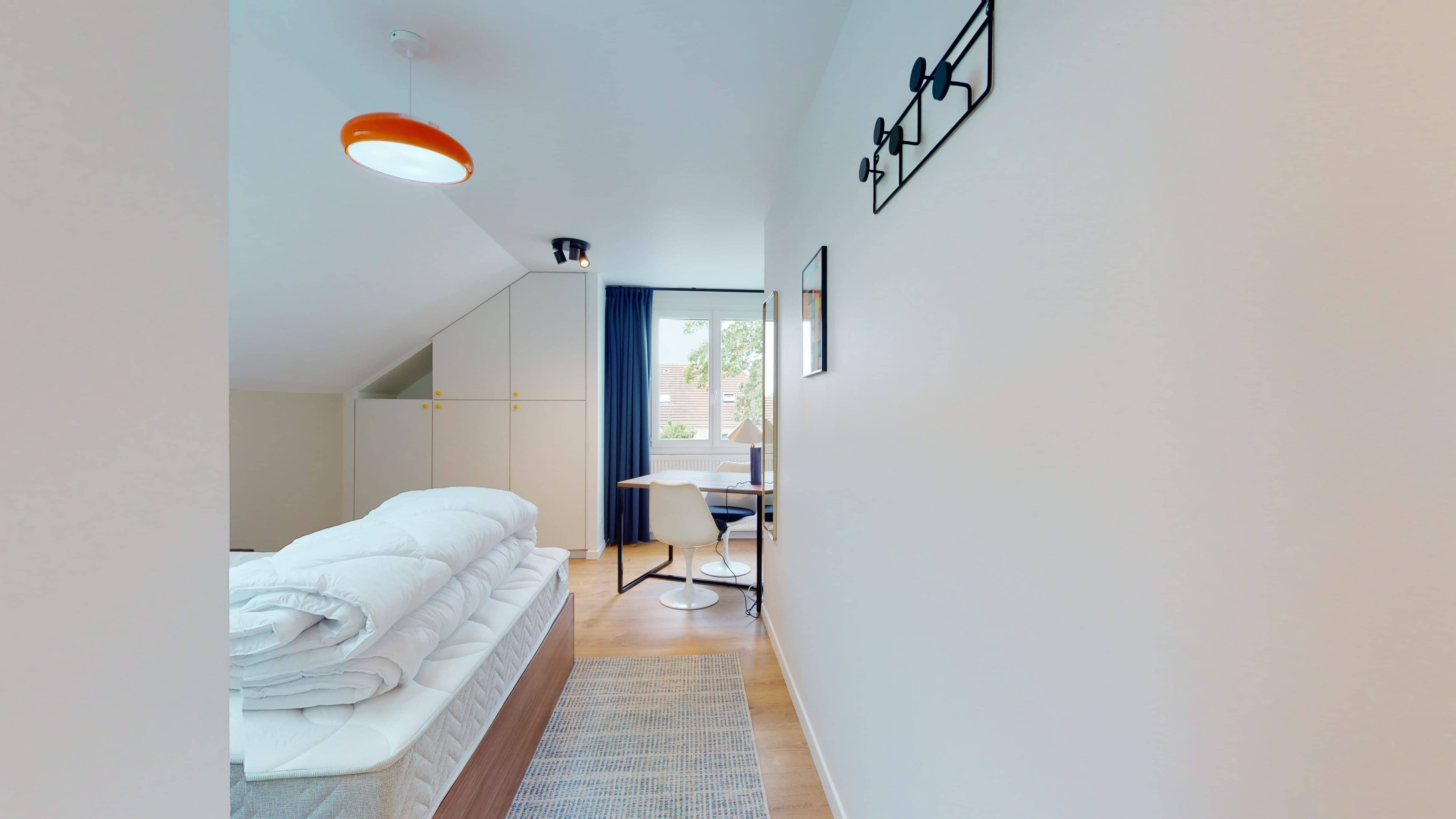  Room For One Person - 11  -  Whitney  - Gallery -  7