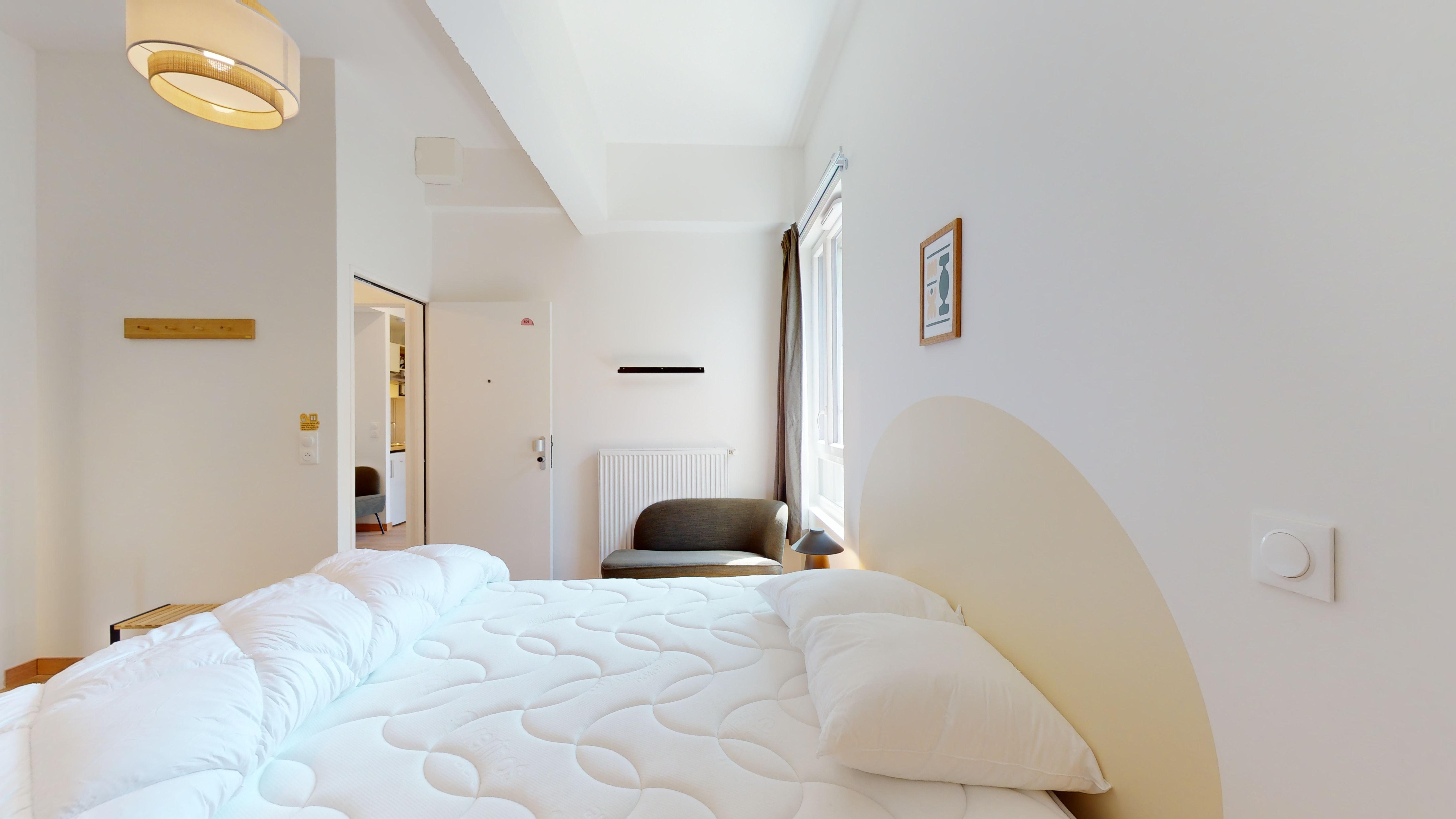 Studio For Two People - E02 - 1