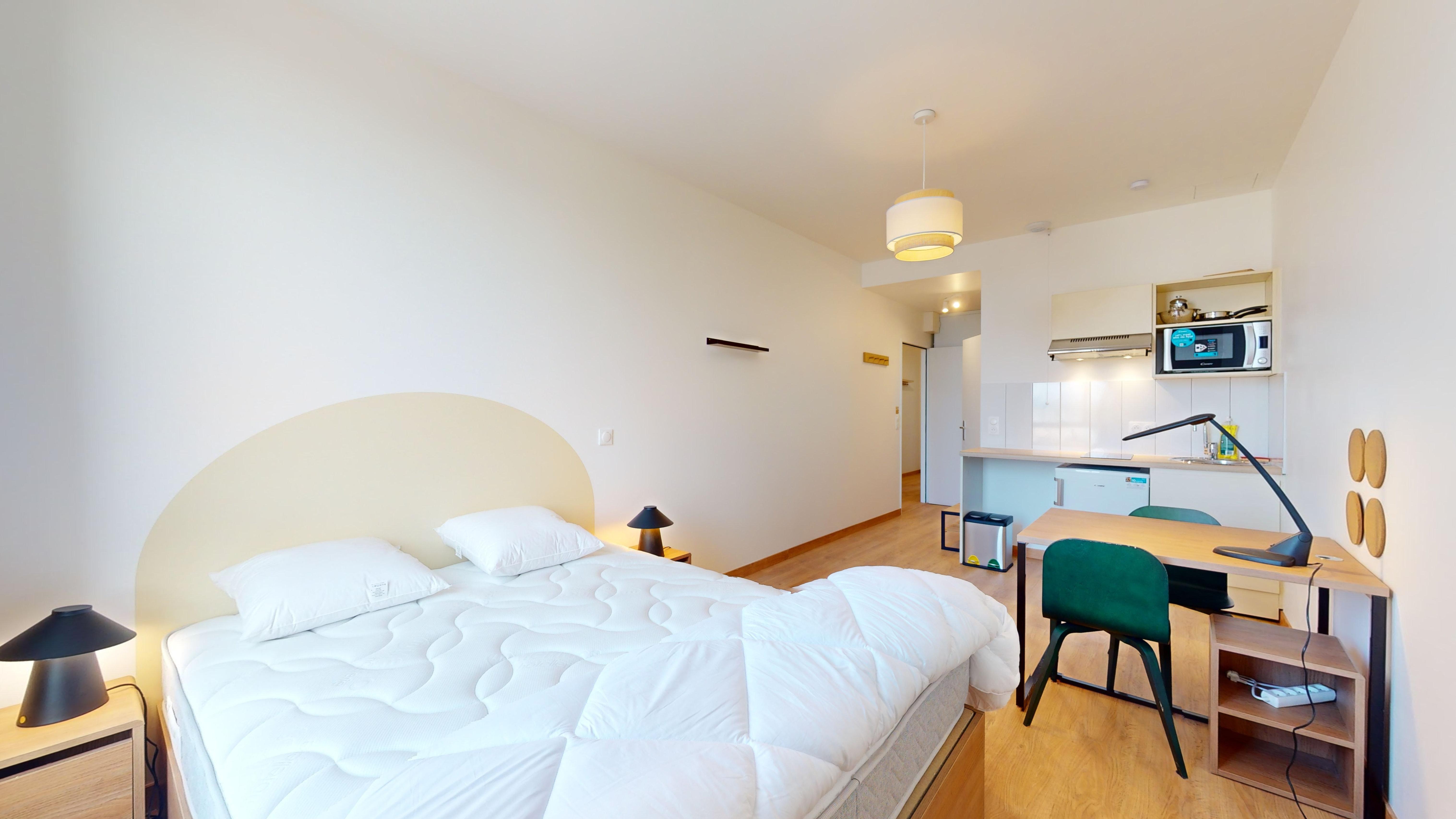 Studio For Two People - 101 - 6
