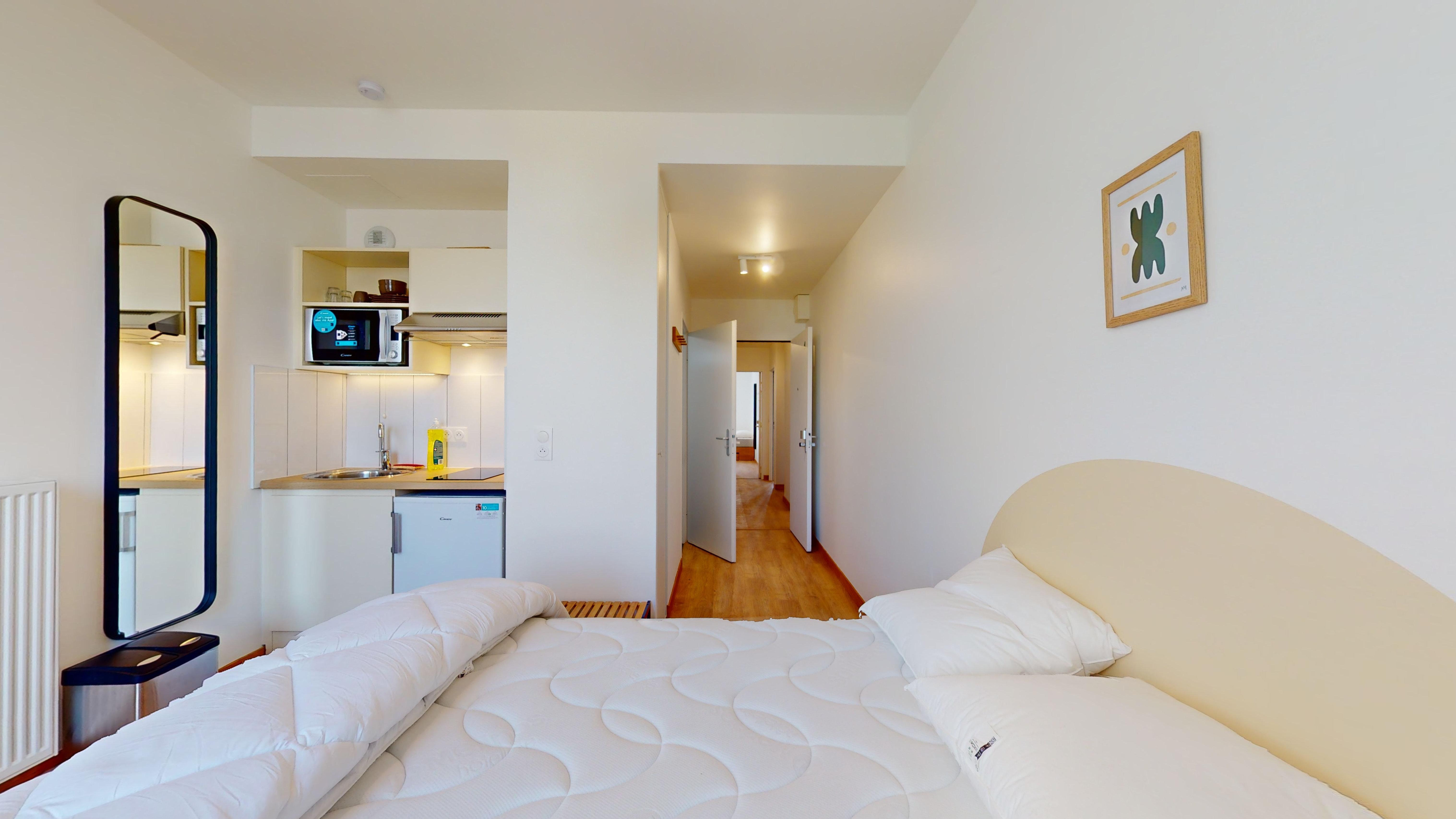 Studio For One Person - 102 - 1