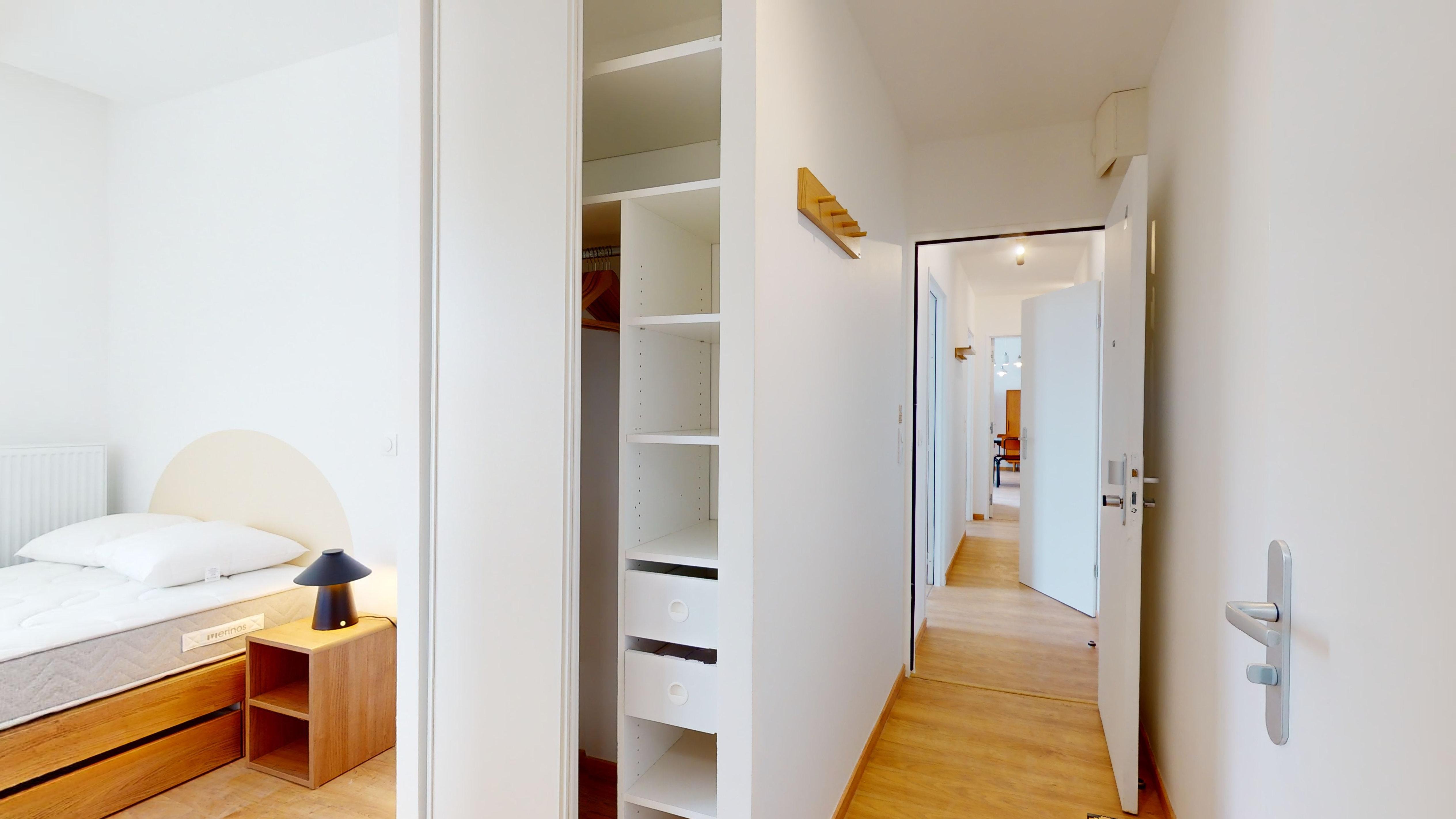 Studio For One Person - 109 - 3