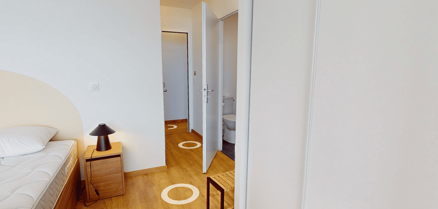 Studio For Two People - 408 - 4