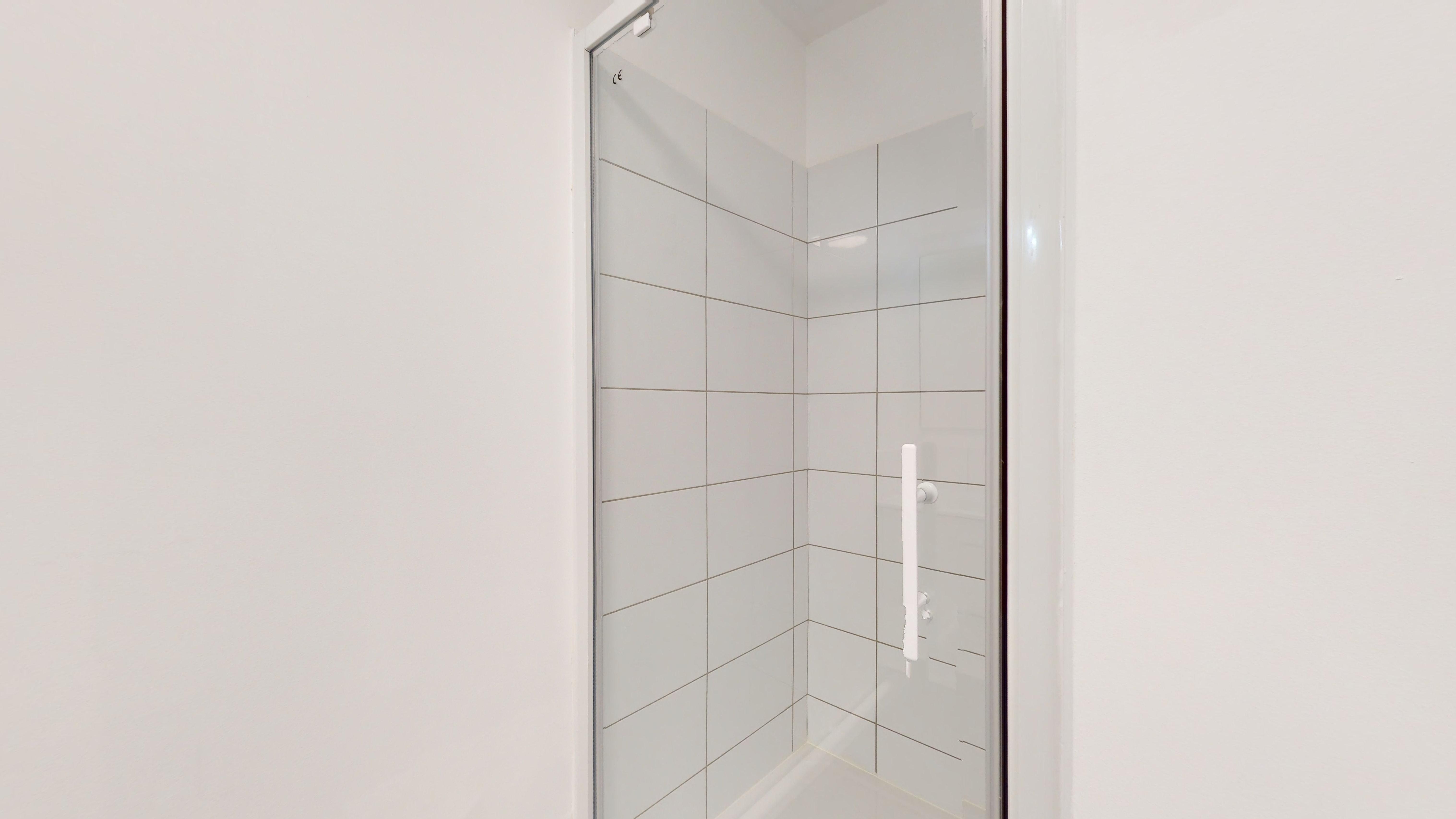Studio For Two People - 408 - 1