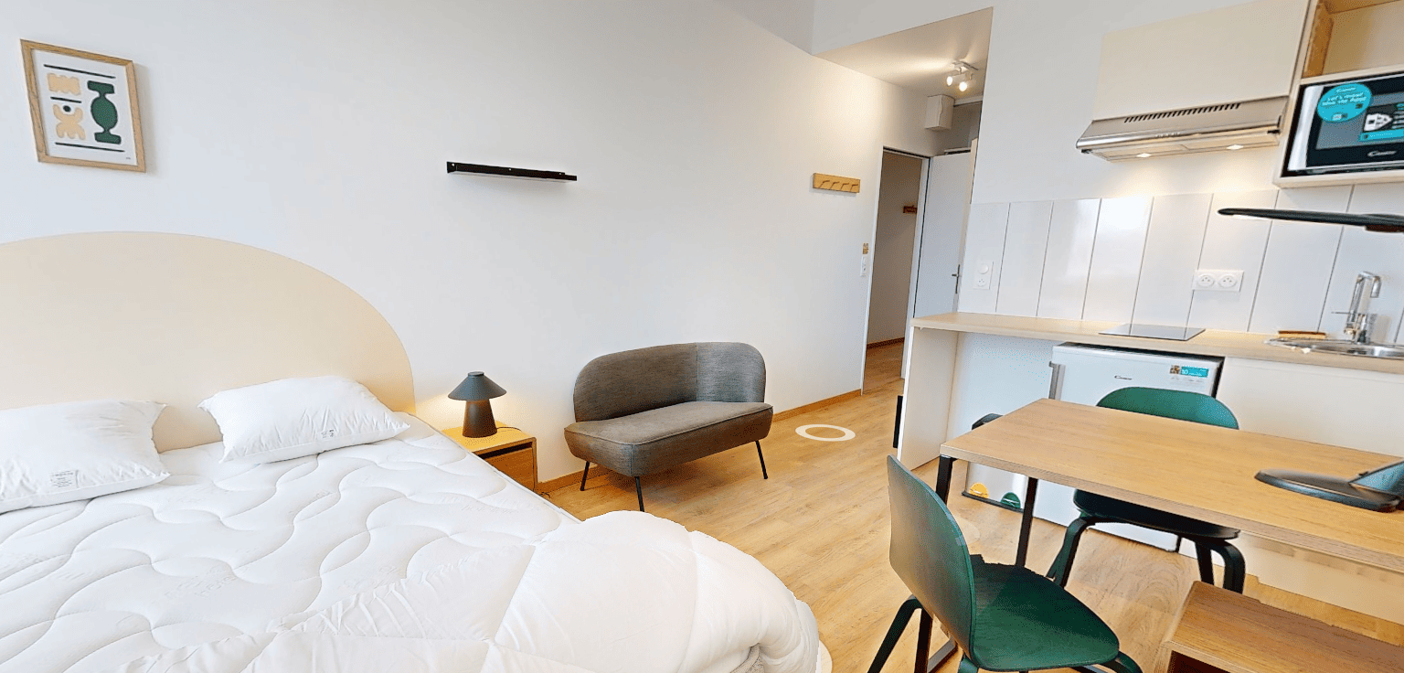 Studio For Two People - 412 - 2