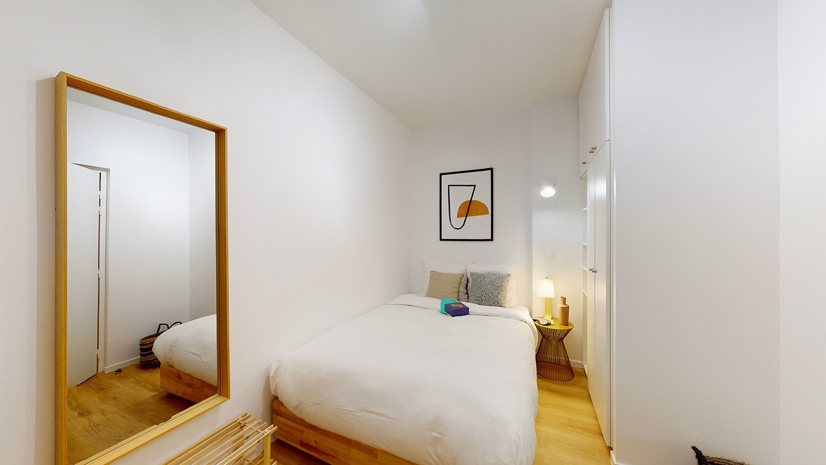 Room For One Person - 3 - 2