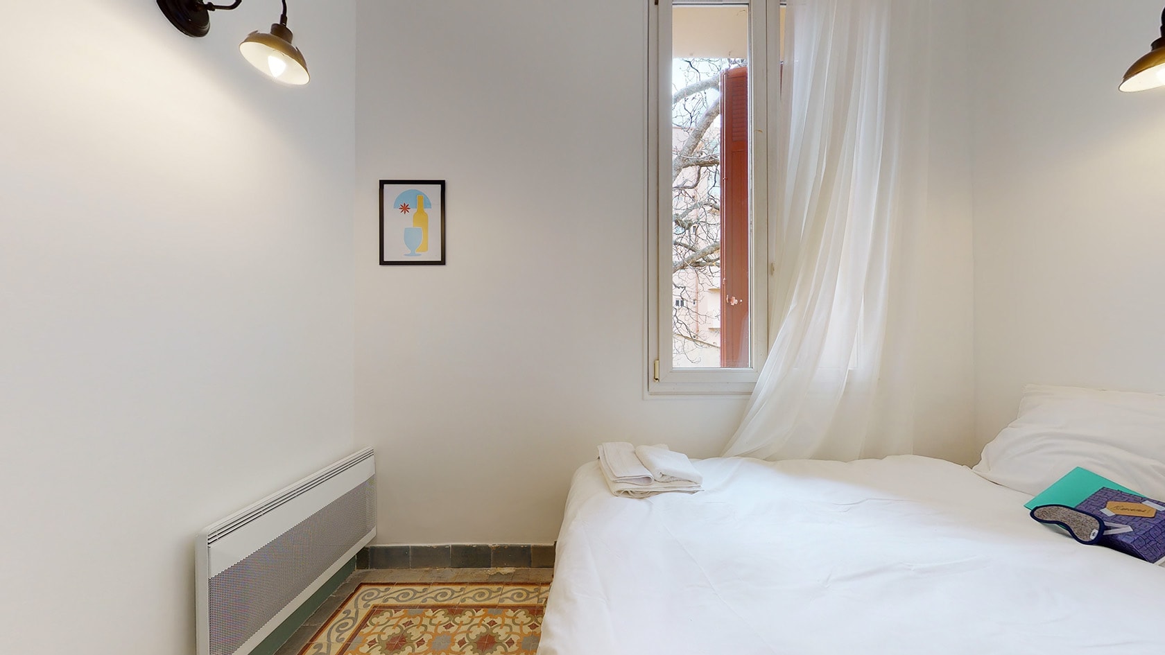 Room For One Person - 9 - Zenith - Gallery - 2