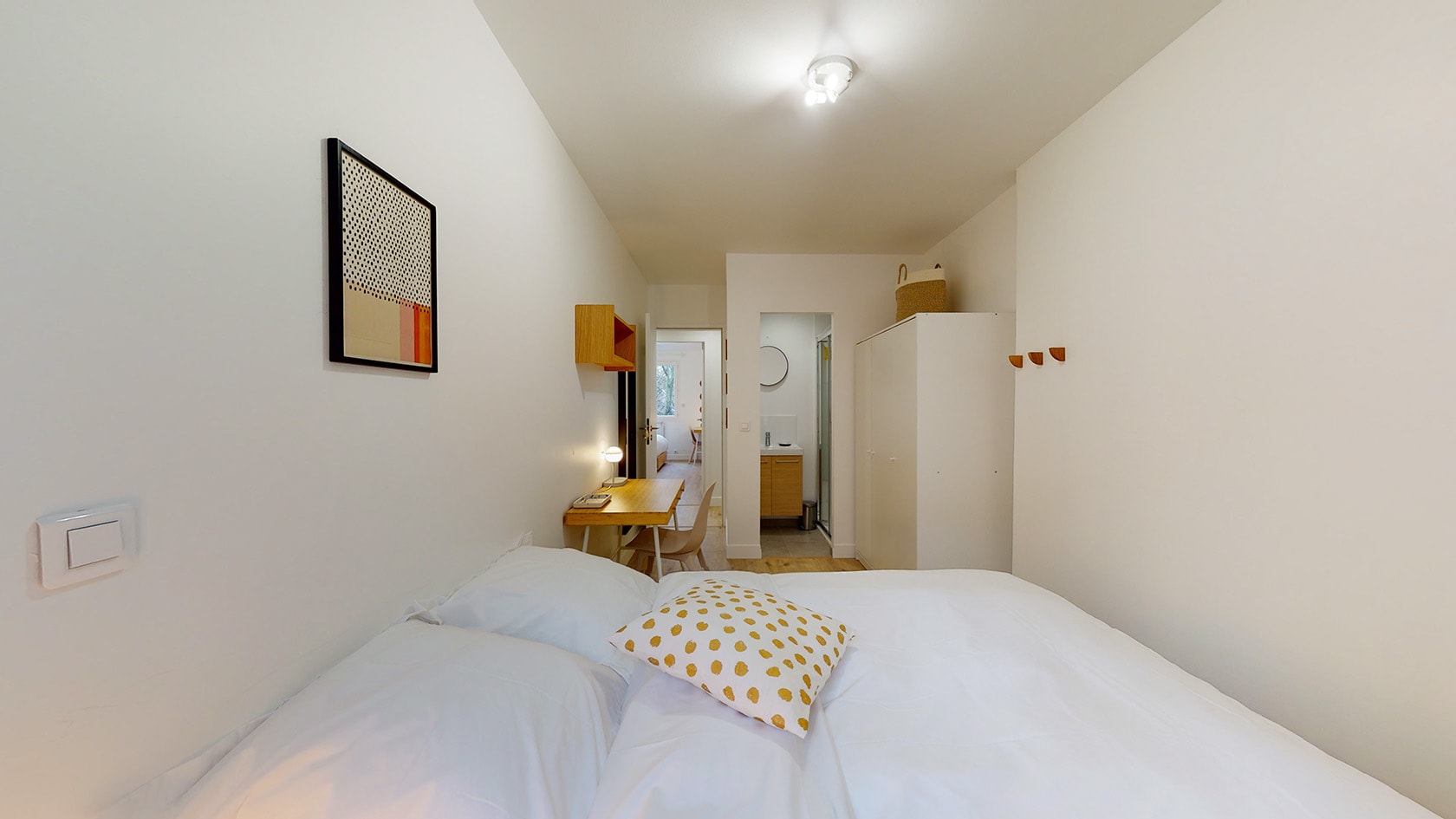  Room For One Person - 2  -  Georges  - Gallery -  2