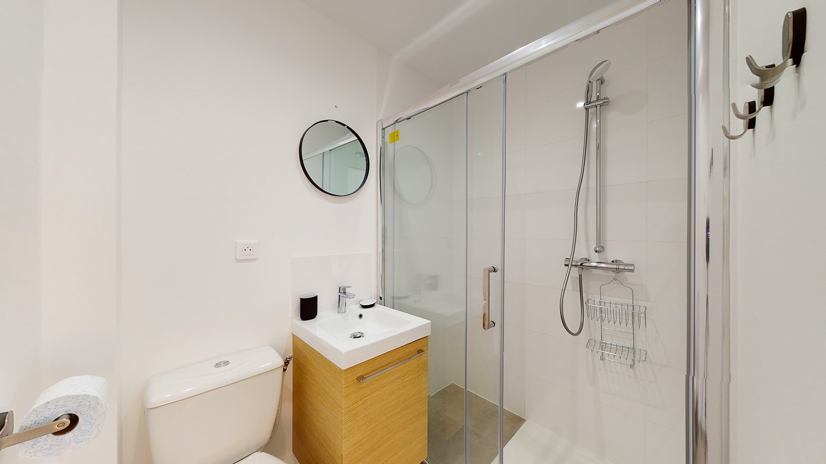  Room For Two People - 4  -  Georges  - Gallery -  2