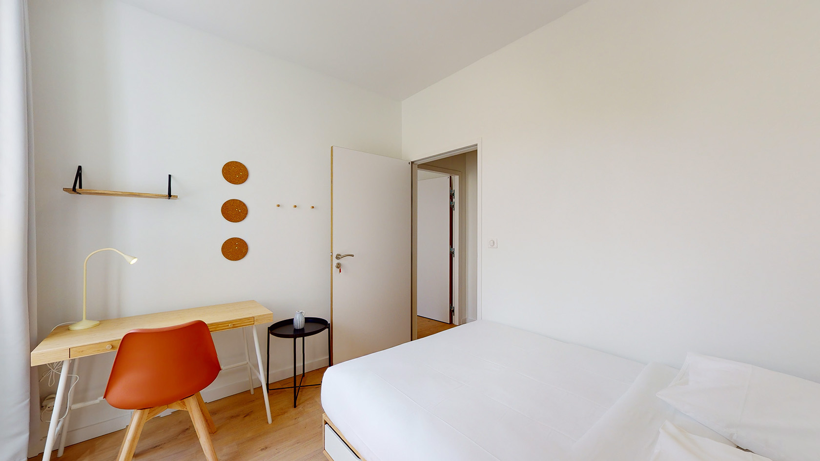 Room 6 - 2