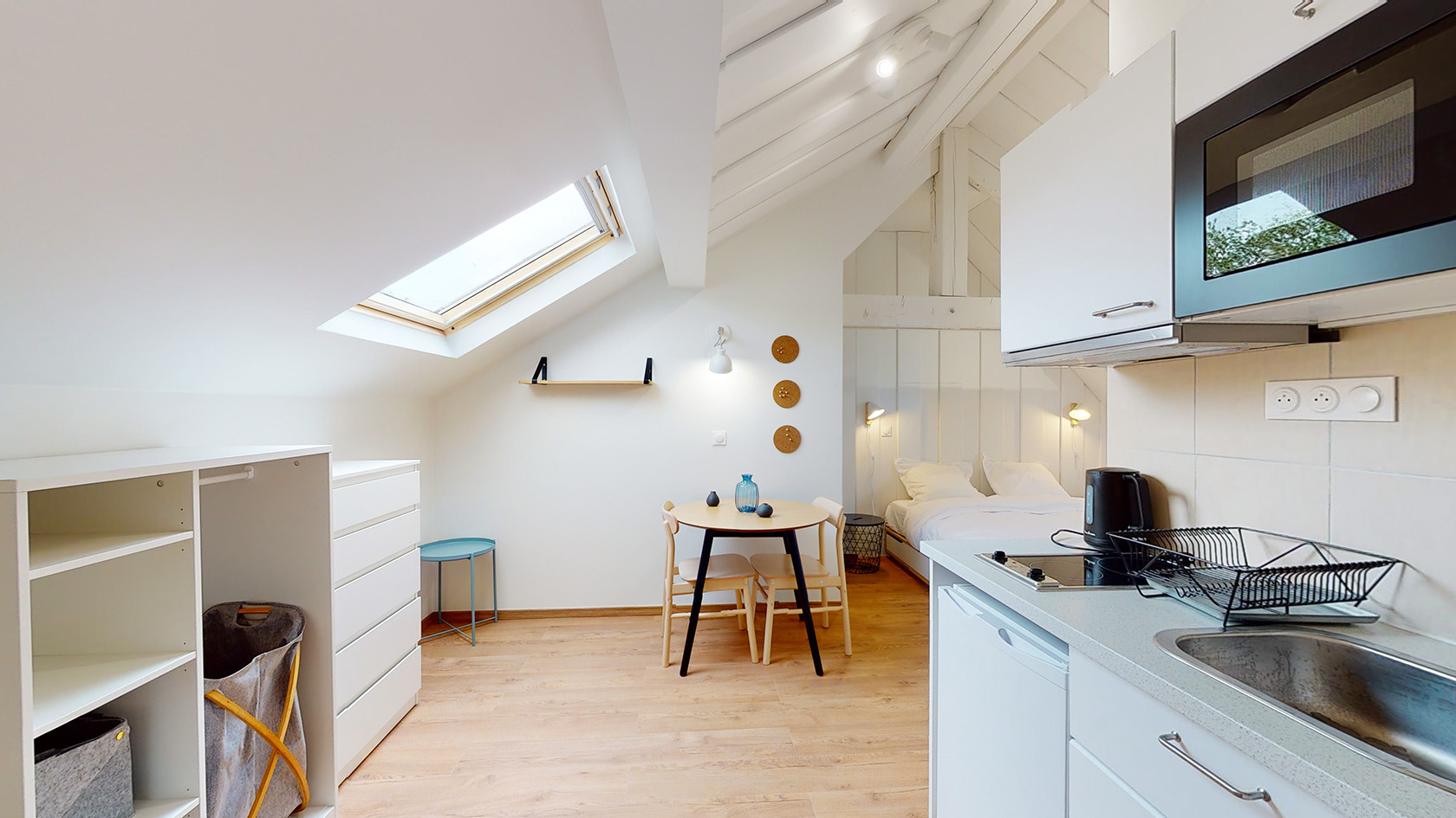 Studio For Two People - 10 - Conti - Gallery - 1