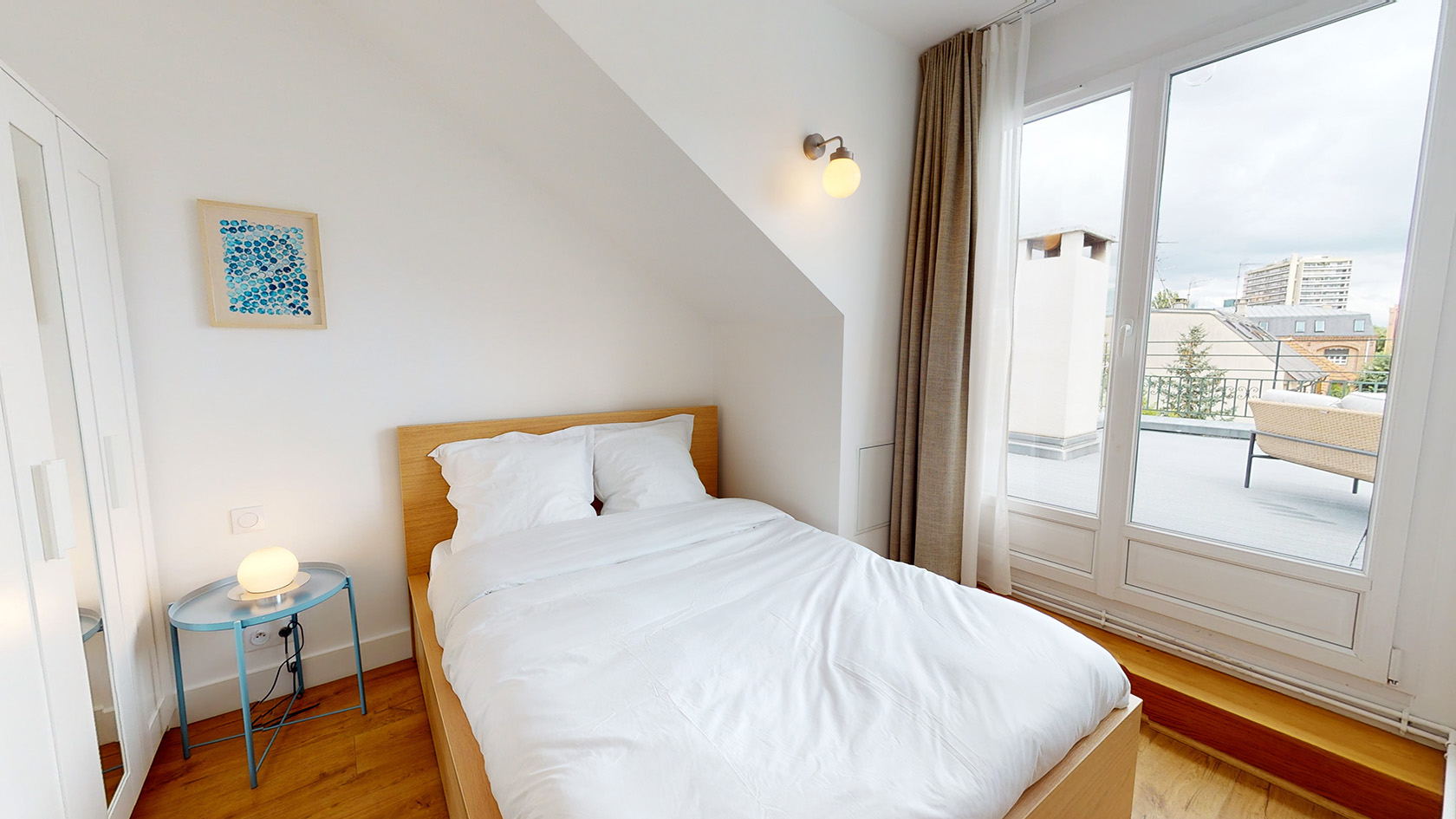 Room For 1 Person - 15 - 1