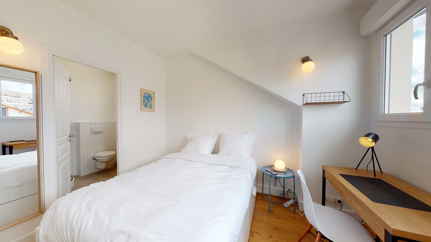 Room For 1 Person - 17 - 2
