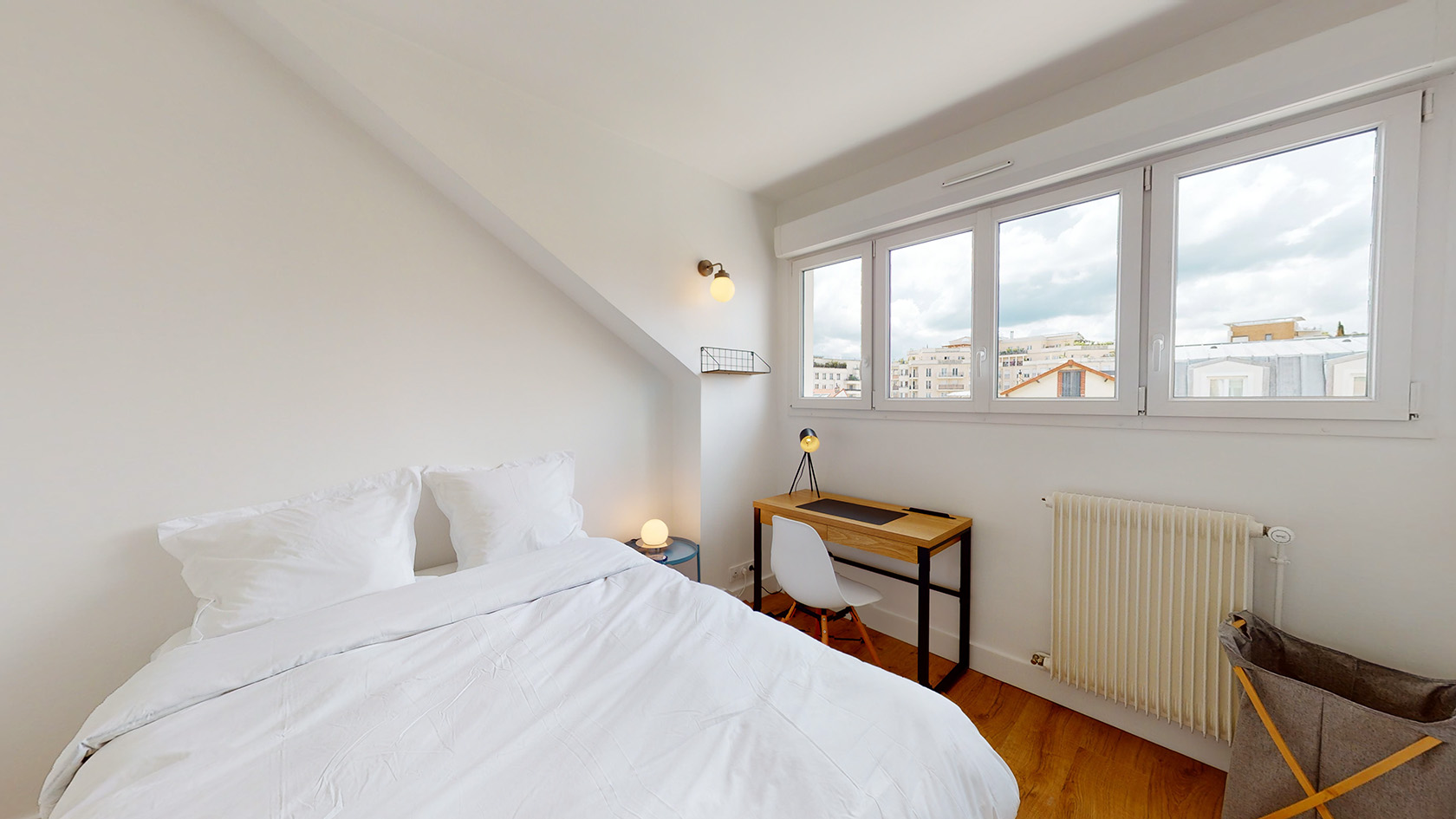 Room For 1 Person - 17 - 1