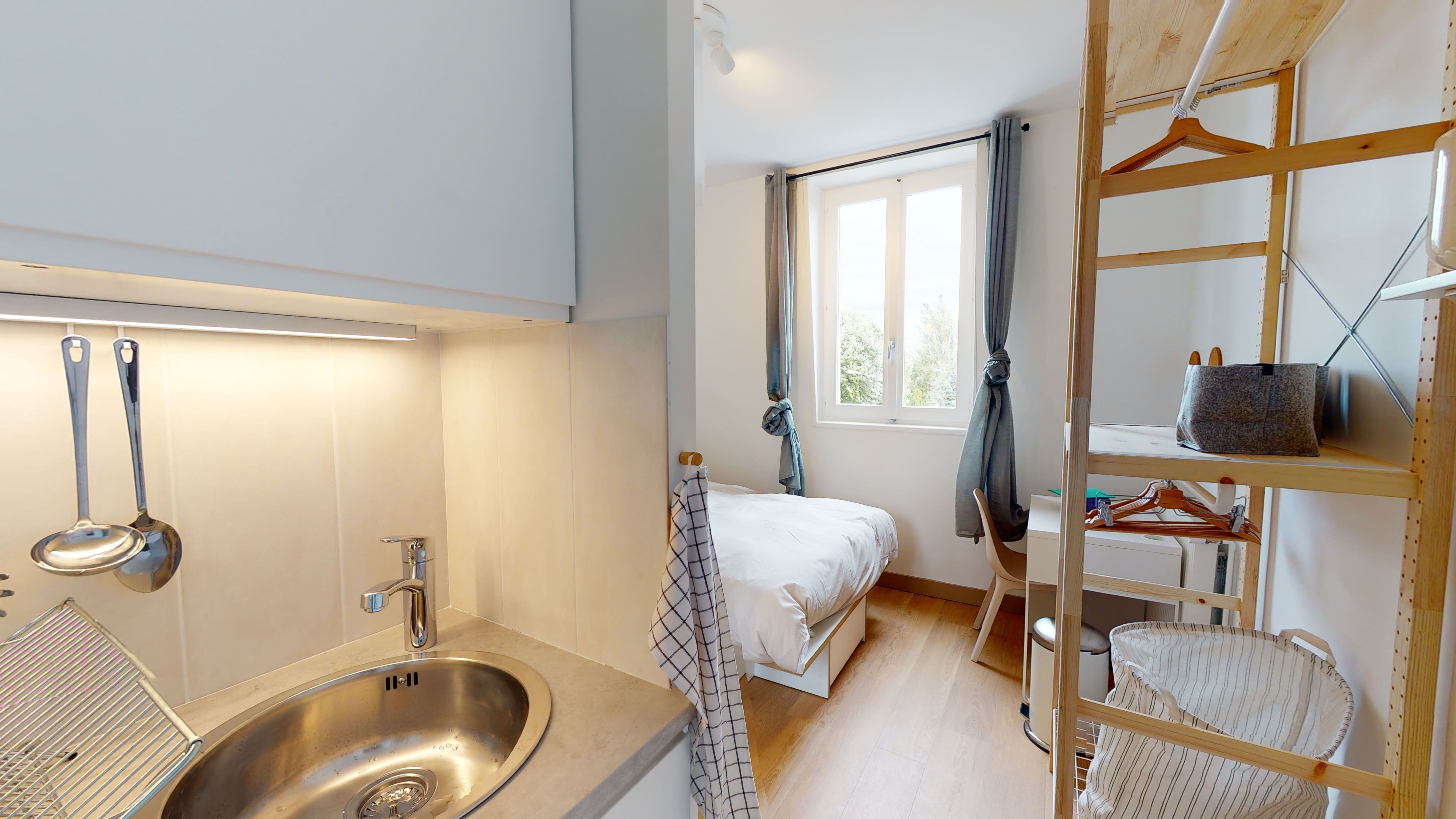 Studio For One Person - 9 - 2
