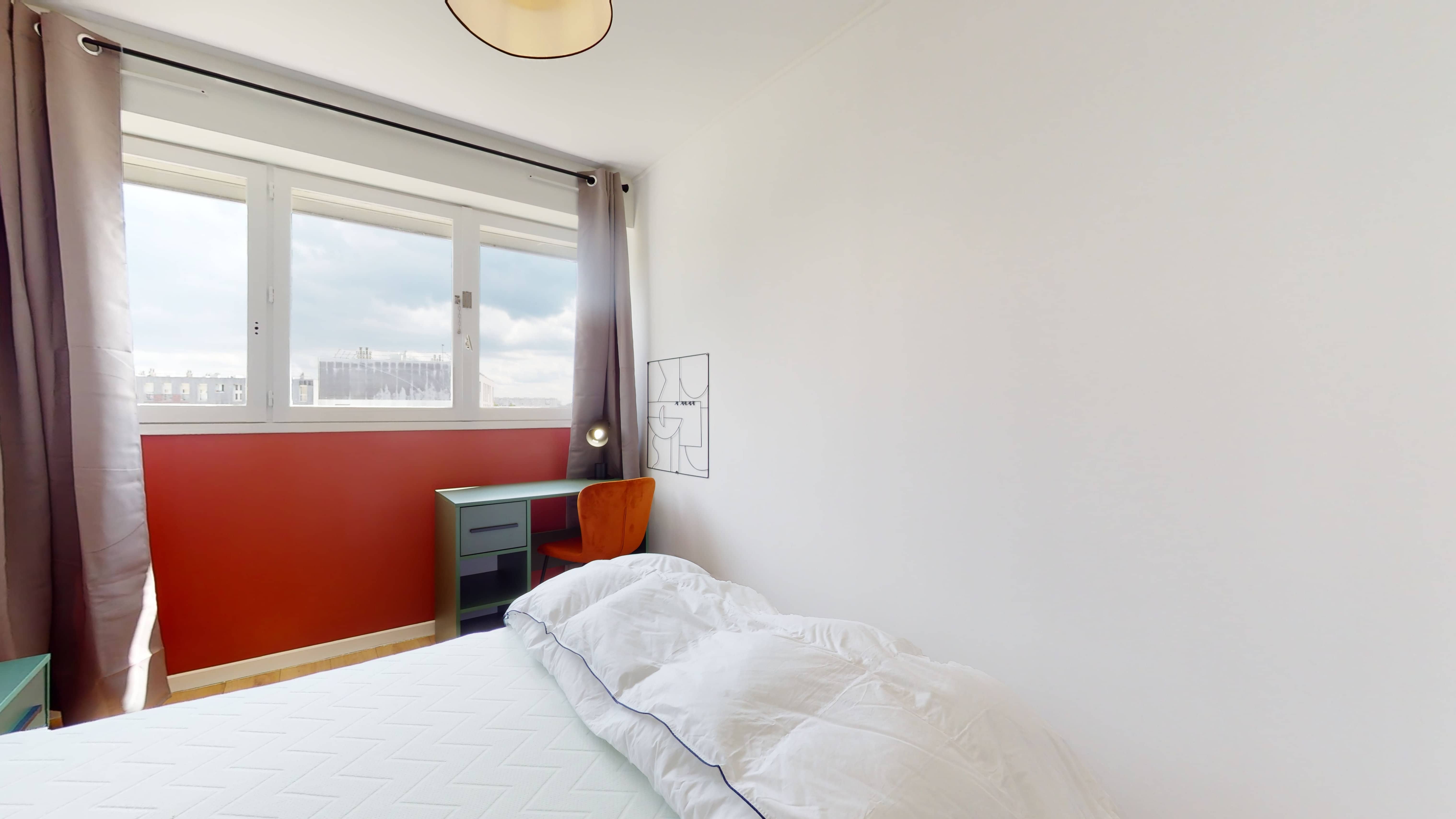 Room 2 - 2