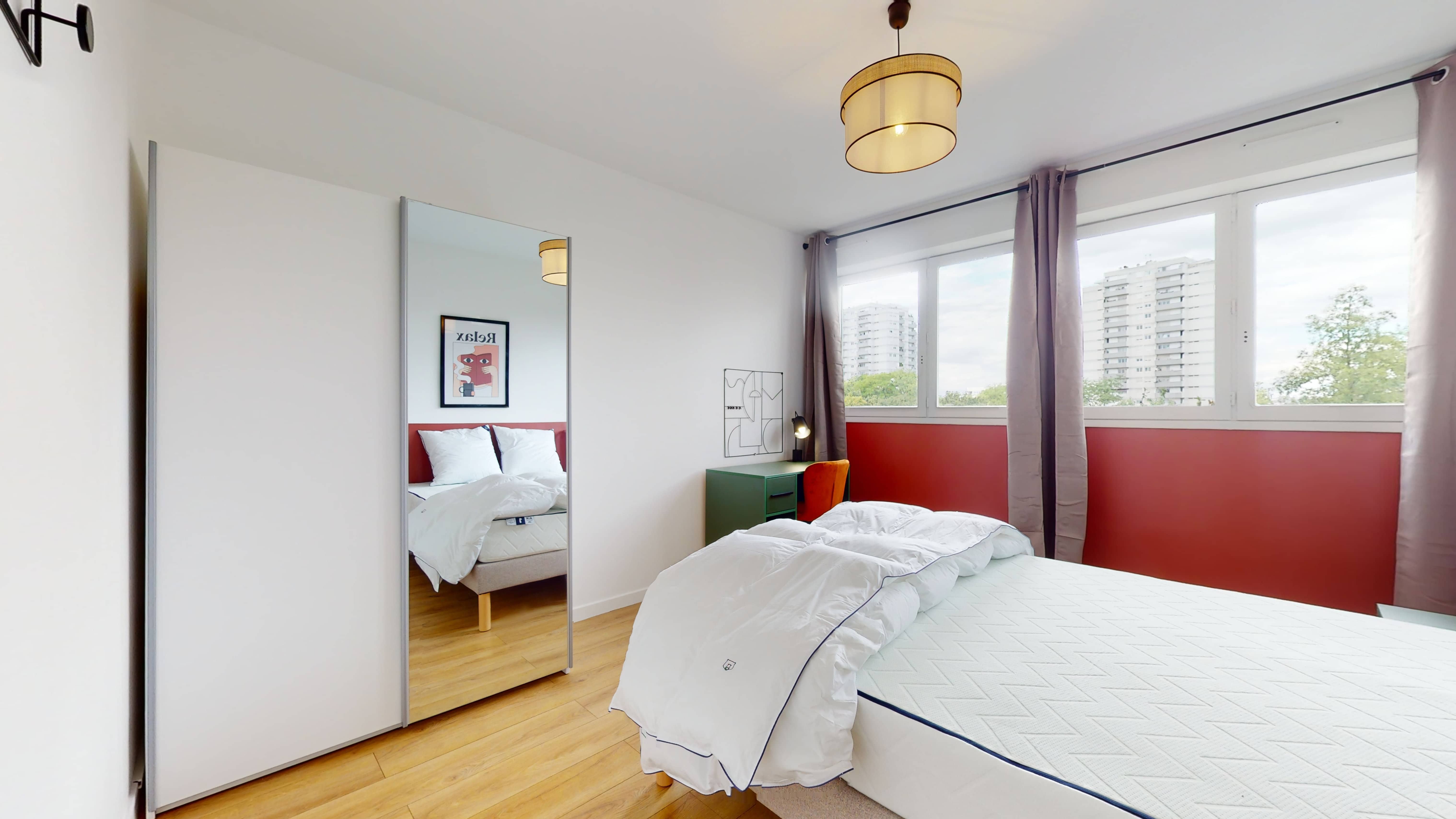 Room 4 - 3
