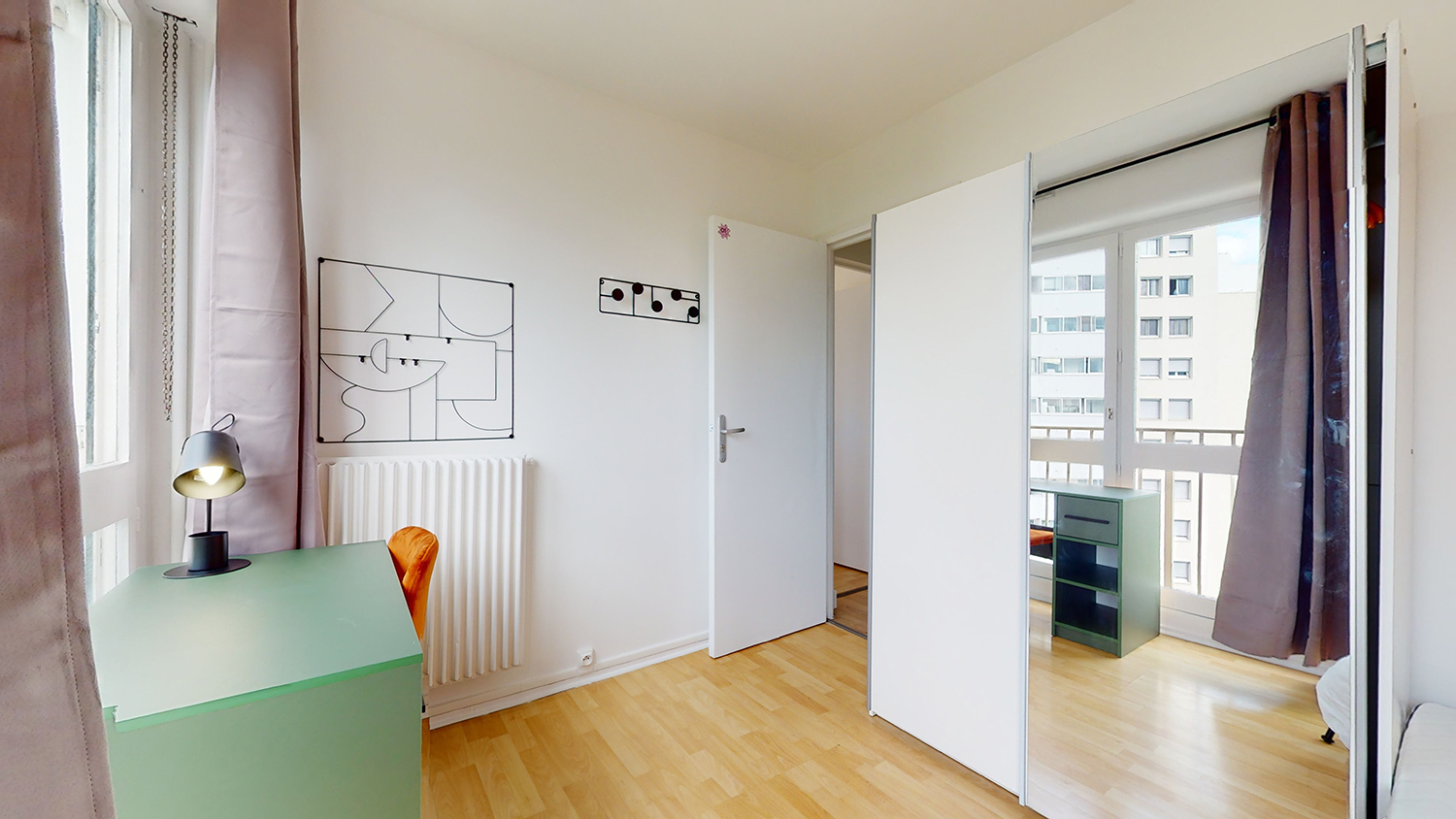 Room 1 - 1