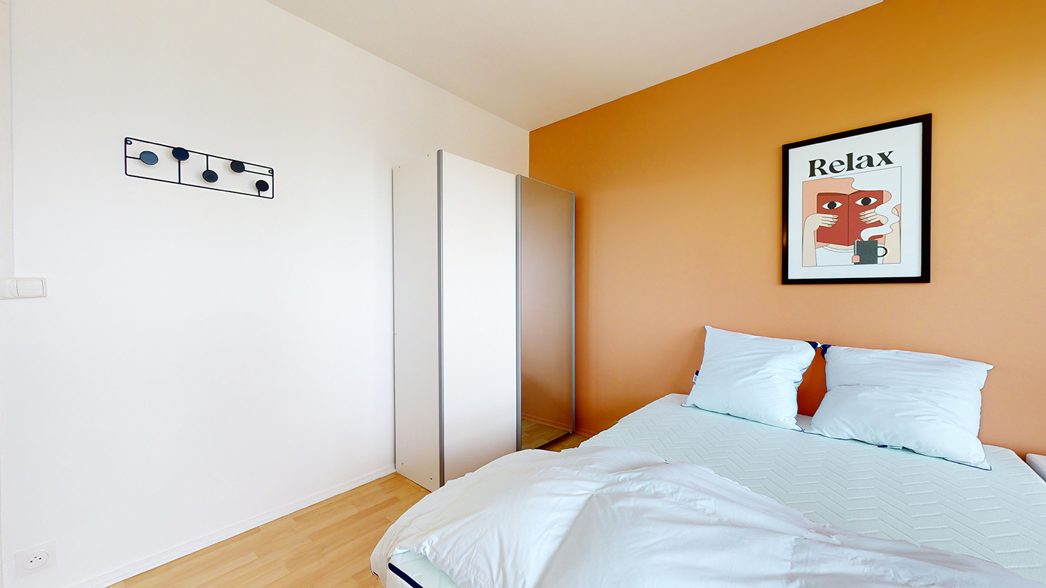 Room 2 - 1